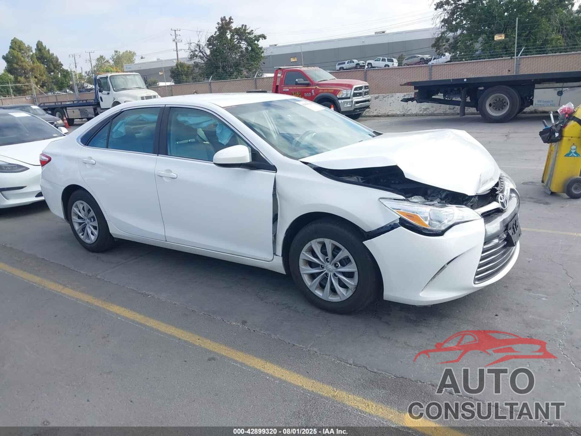 TOYOTA CAMRY 2016 - 4T4BF1FK8GR542876