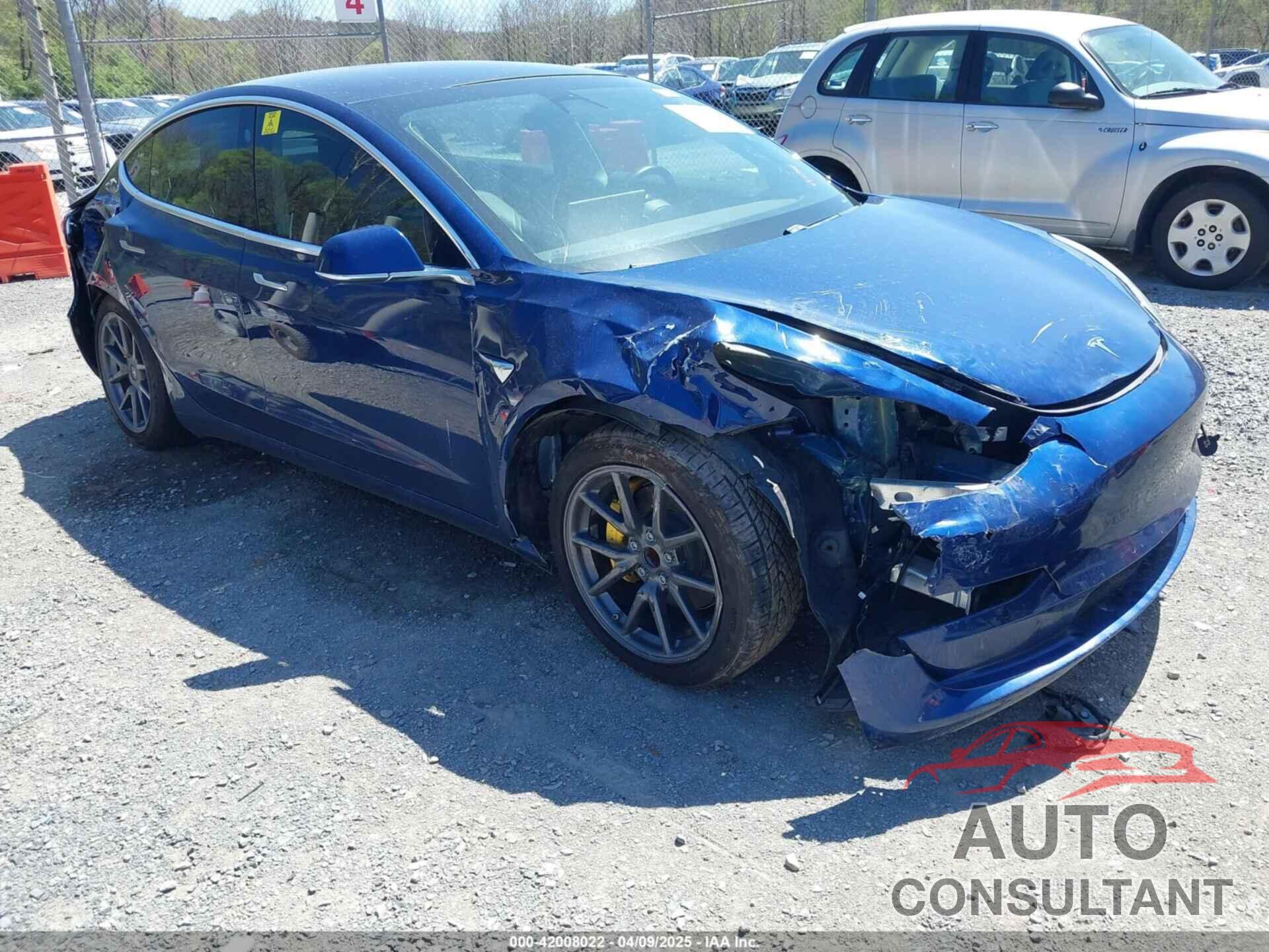 TESLA MODEL 3 2019 - 5YJ3E1EA5KF400906