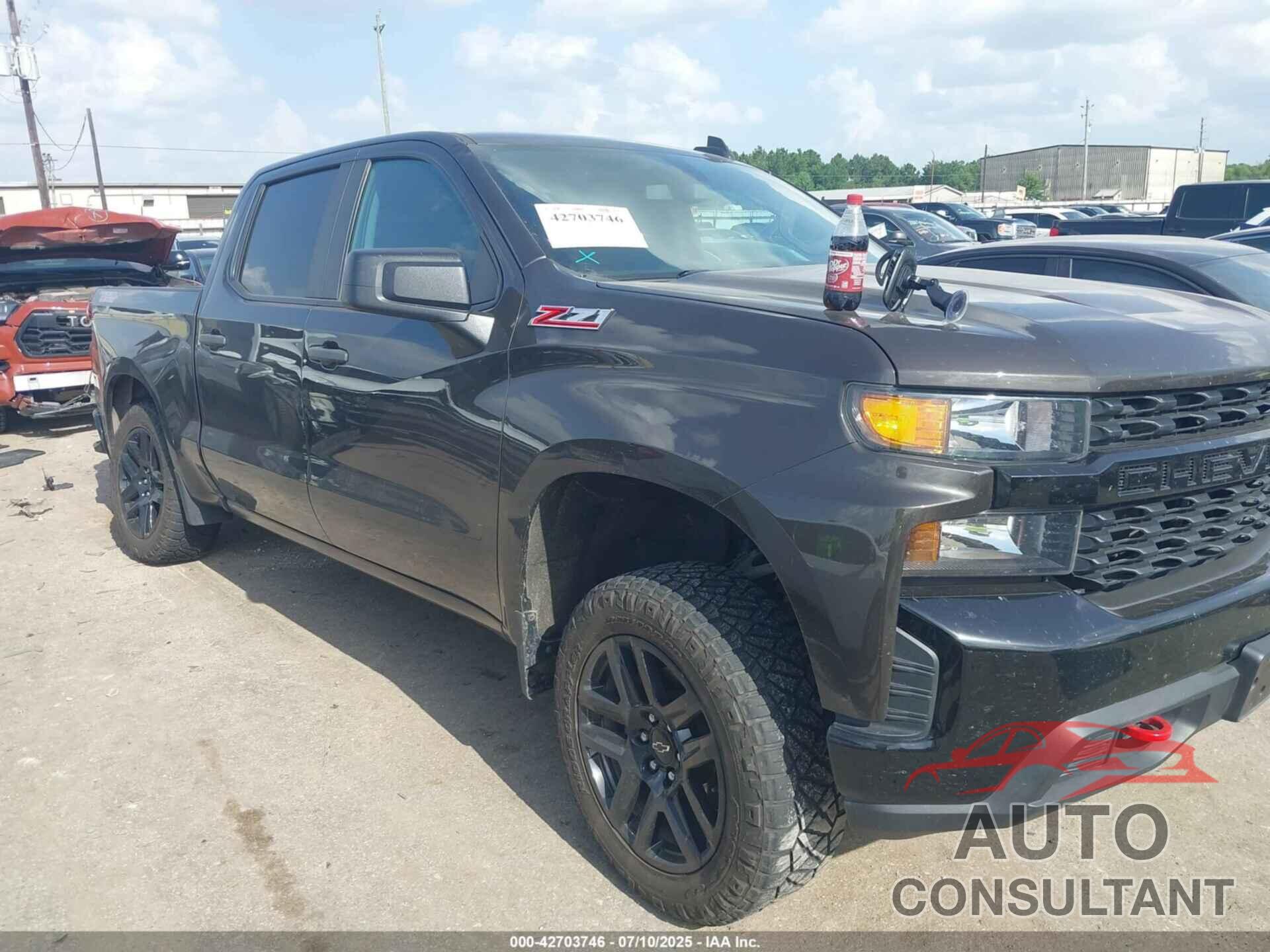 CHEVROLET SILVERADO 1500 2021 - 3GCPYCEF9MG384500