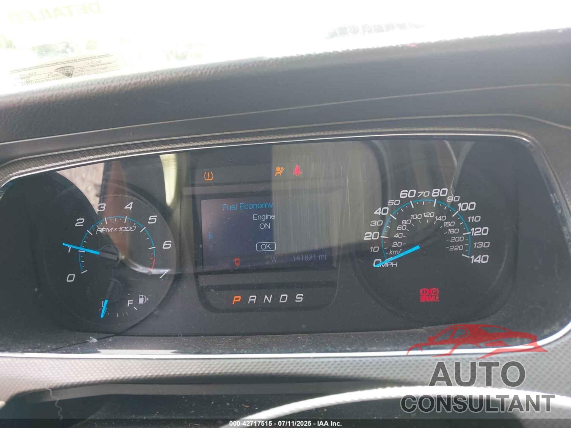 FORD TAURUS 2017 - 1FAHP2D82HG135001