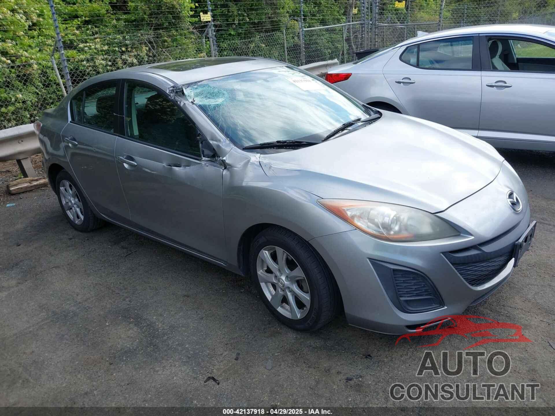 MAZDA MAZDA3 2011 - JM1BL1VGXB1497969