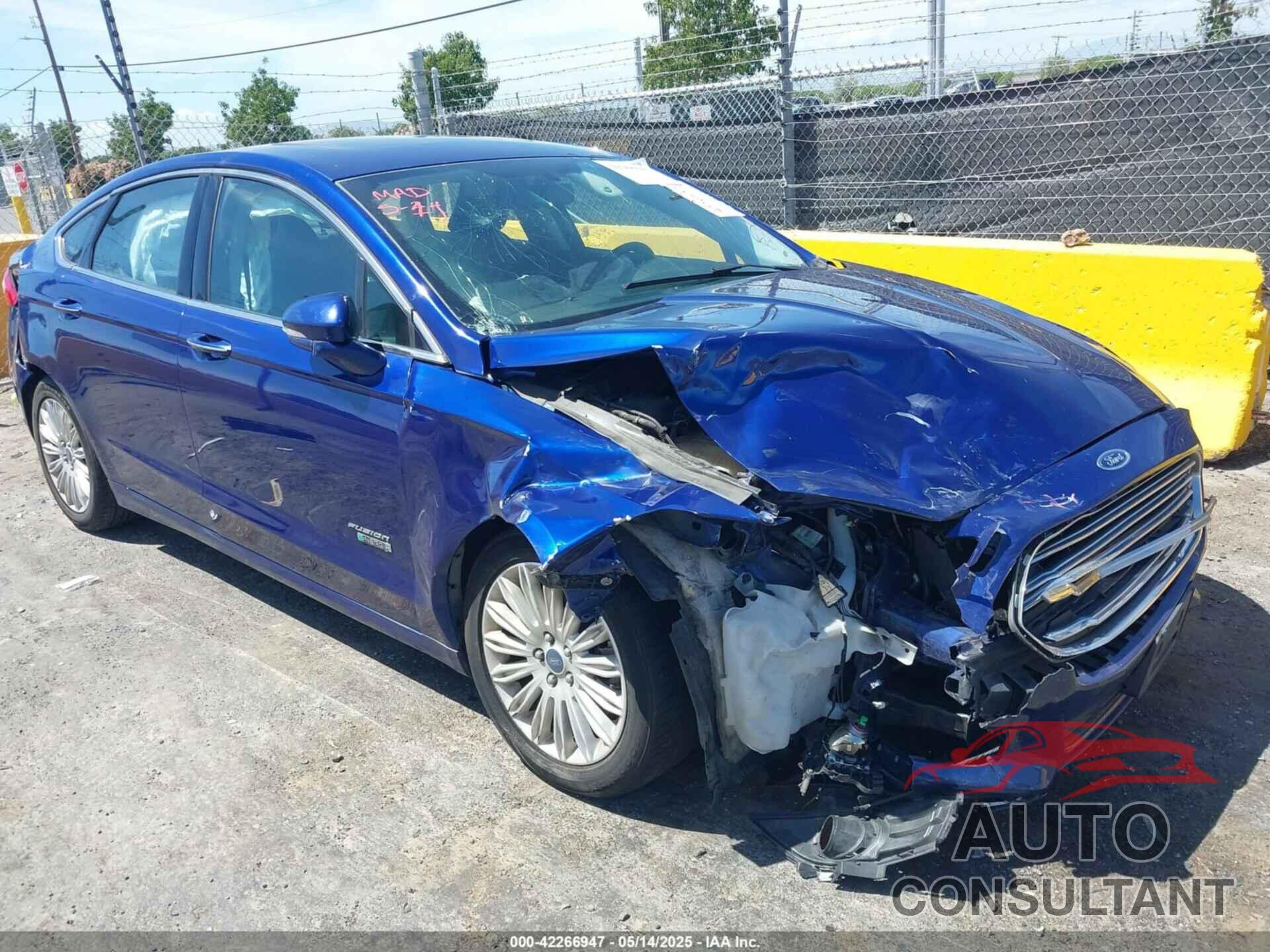 FORD FUSION ENERGI 2016 - 3FA6P0PU3GR123015