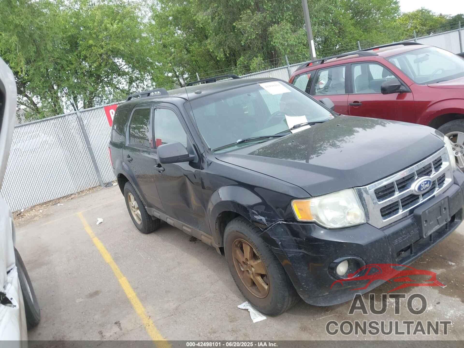 FORD ESCAPE 2010 - 1FMCU9D74AKC22961