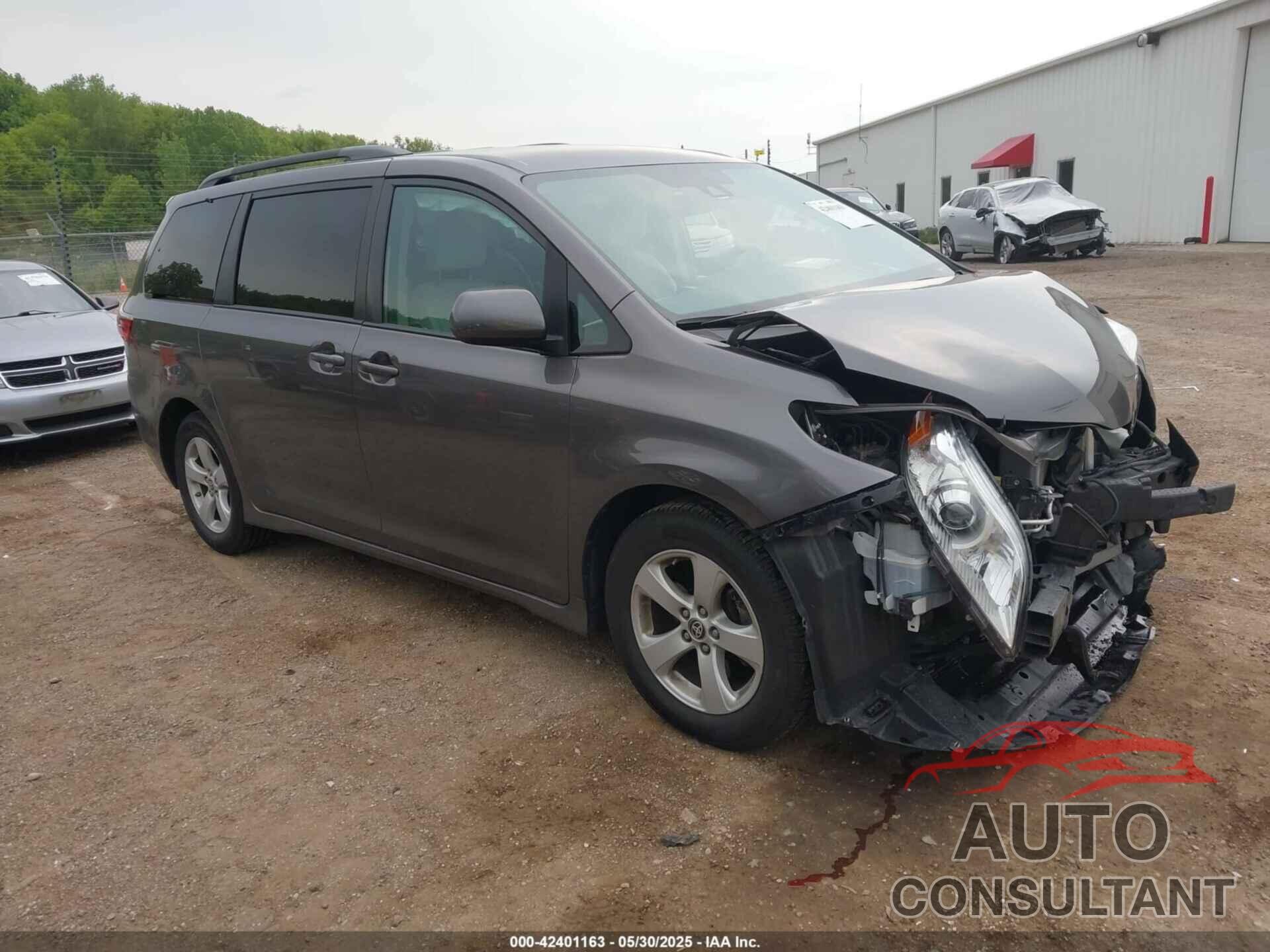 TOYOTA SIENNA 2020 - 5TDKZ3DC6LS083567