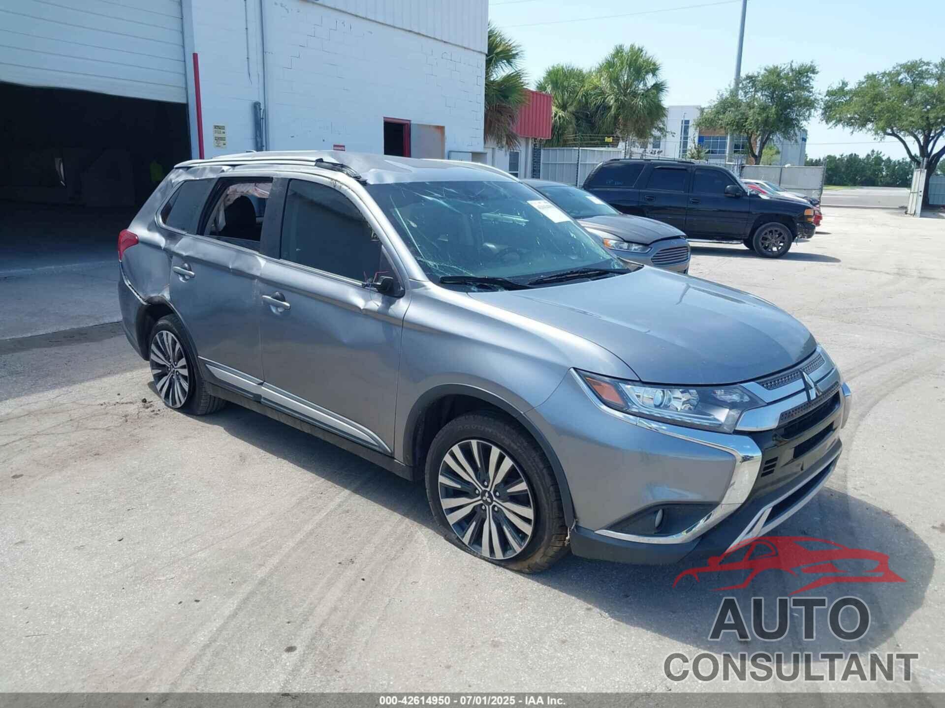 MITSUBISHI OUTLANDER 2019 - JA4AD3A35KZ036410