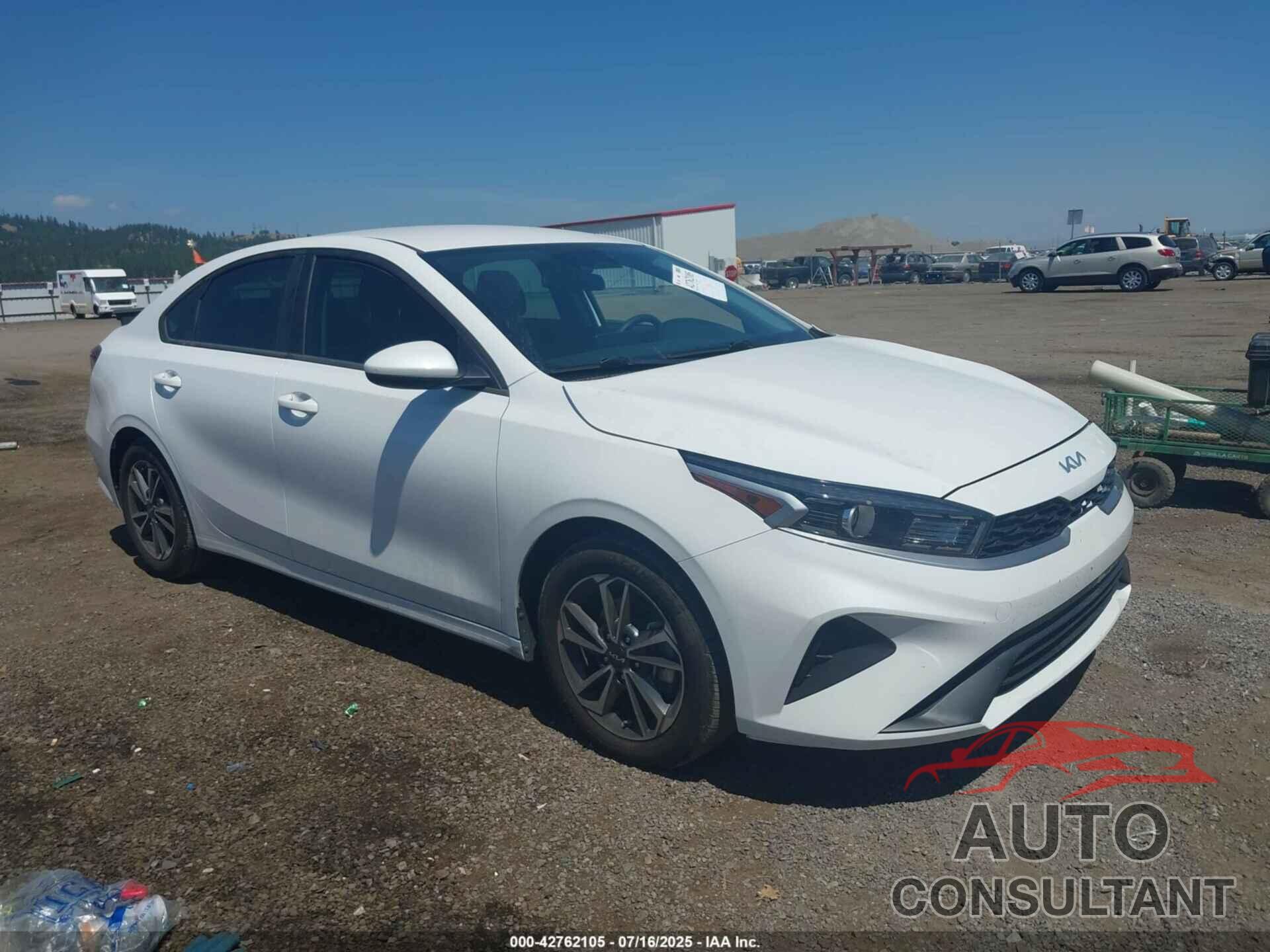KIA FORTE 2023 - 3KPF24AD8PE694581