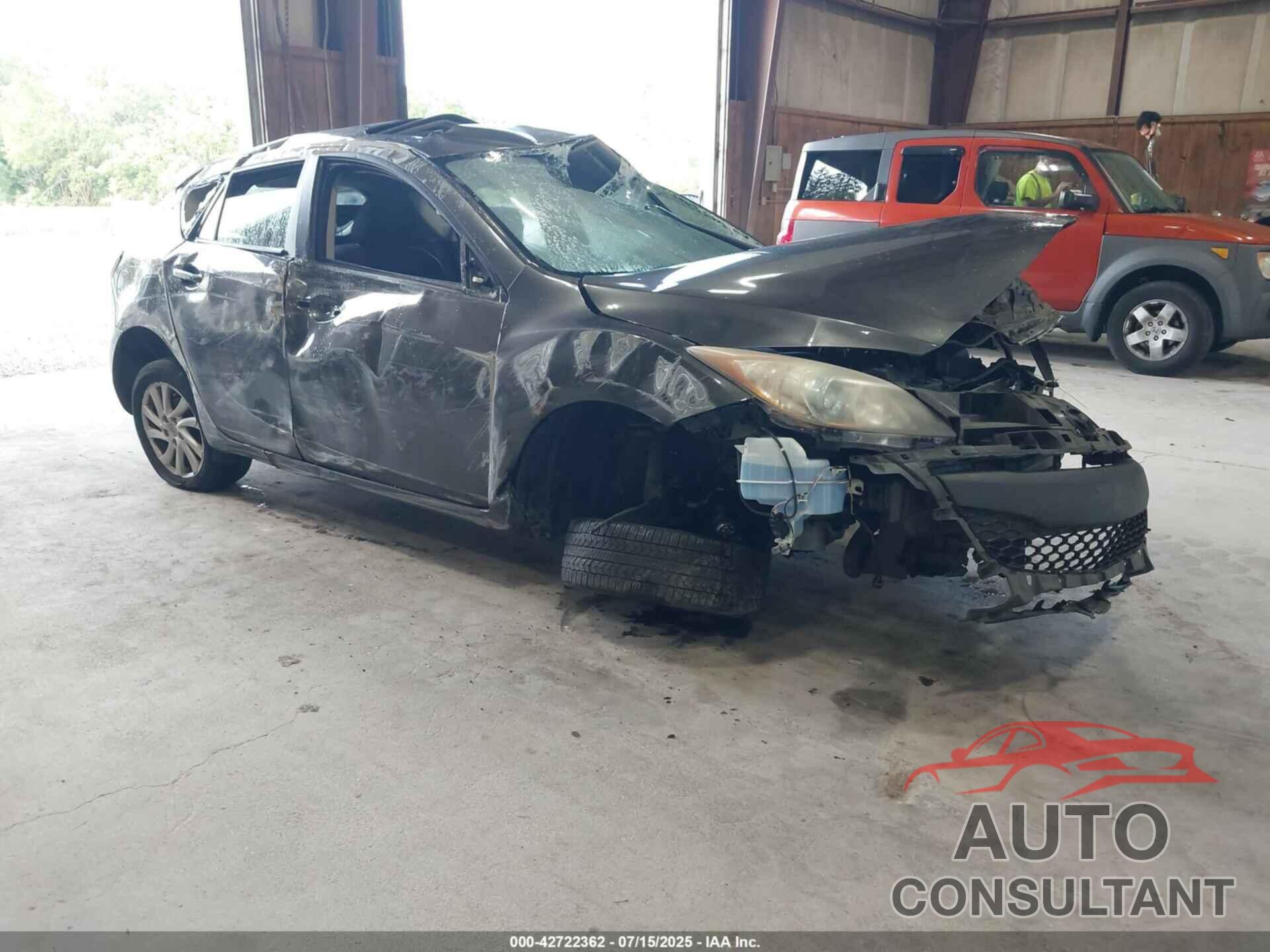MAZDA MAZDA3 2012 - JM1BL1L83C1662855