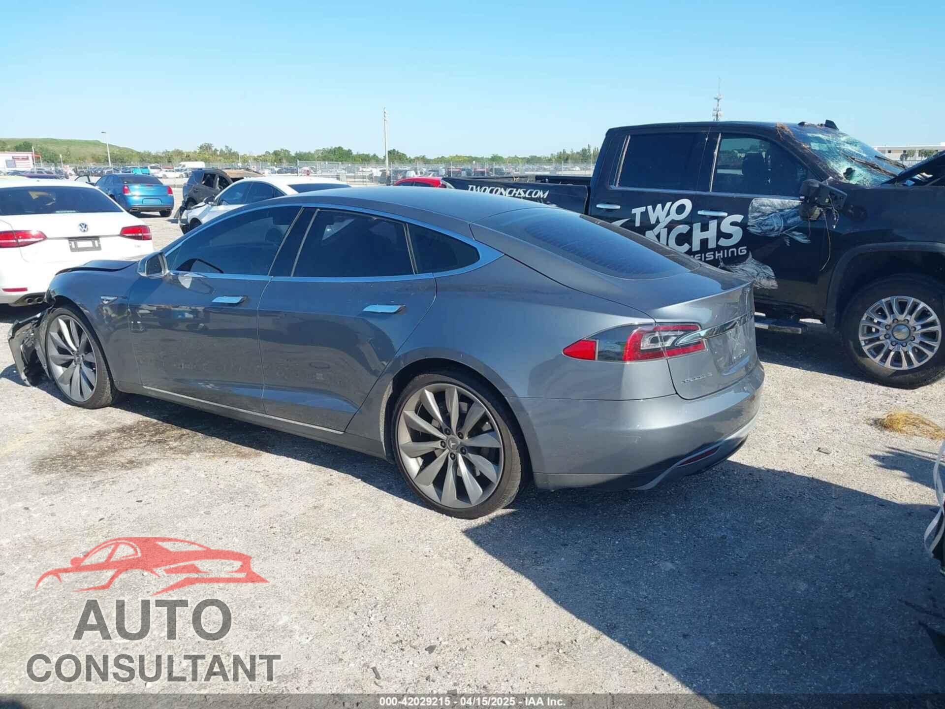 TESLA MODEL S 2014 - 5YJSA1H1XEFP31911