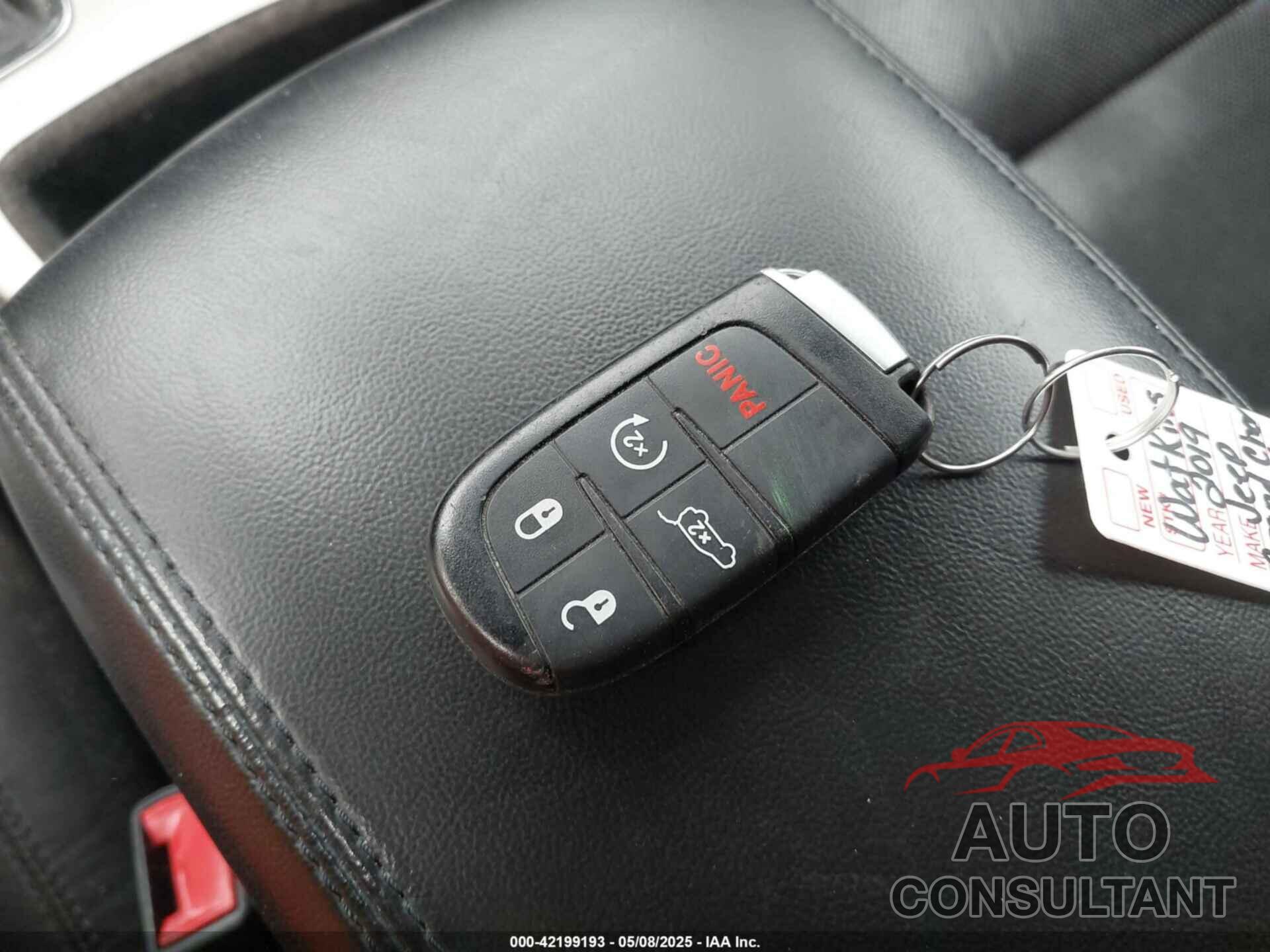 JEEP GRAND CHEROKEE 2019 - 1C4RJEBG8KC602450