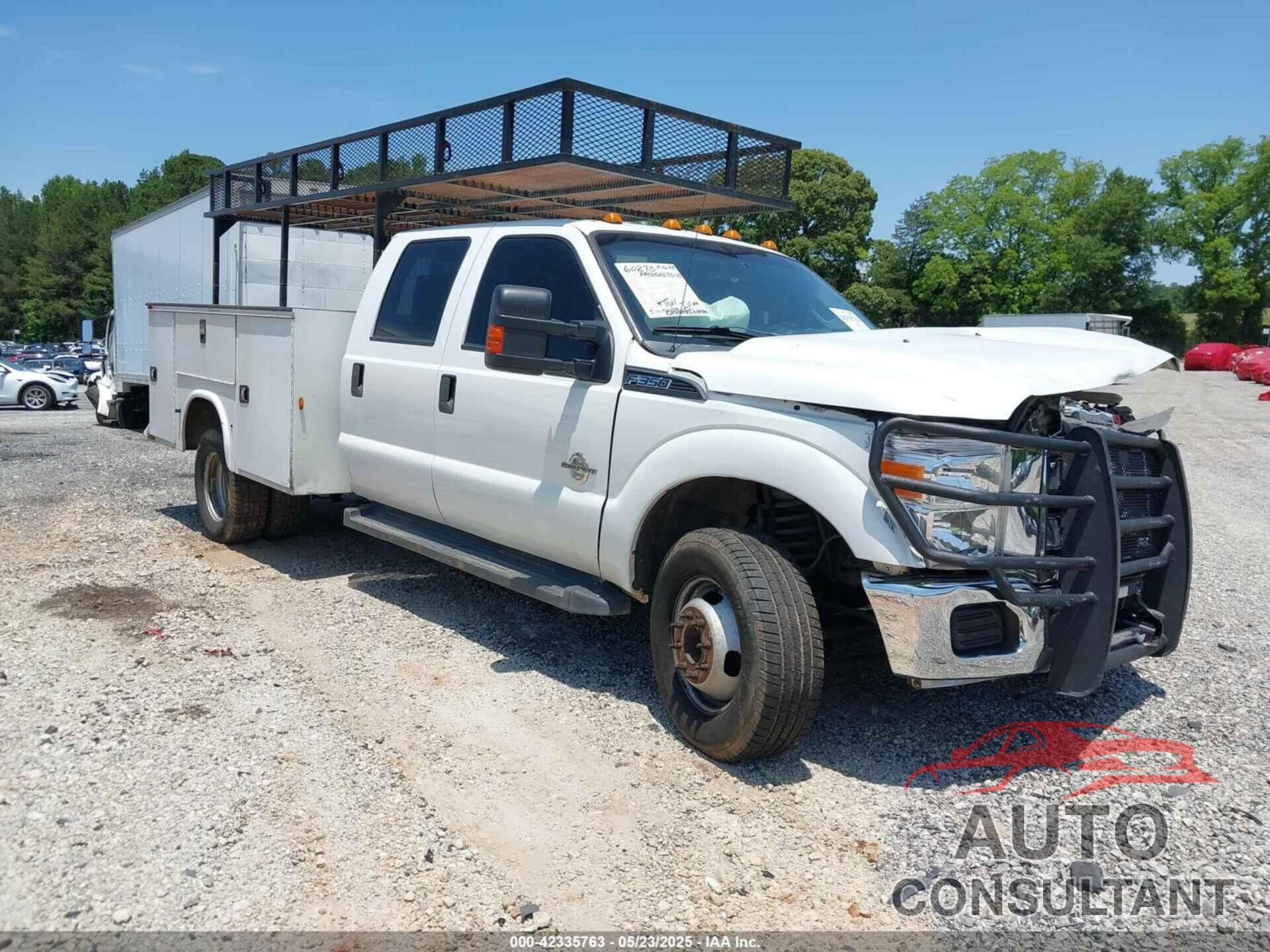 FORD F-350 CHASSIS 2015 - 1FD8W3HT3FEB09593