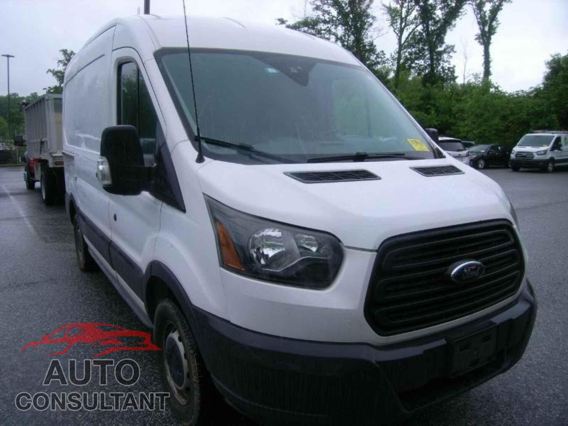 FORD TRANSIT 2017 - 1FTYR1CM8HKB08542