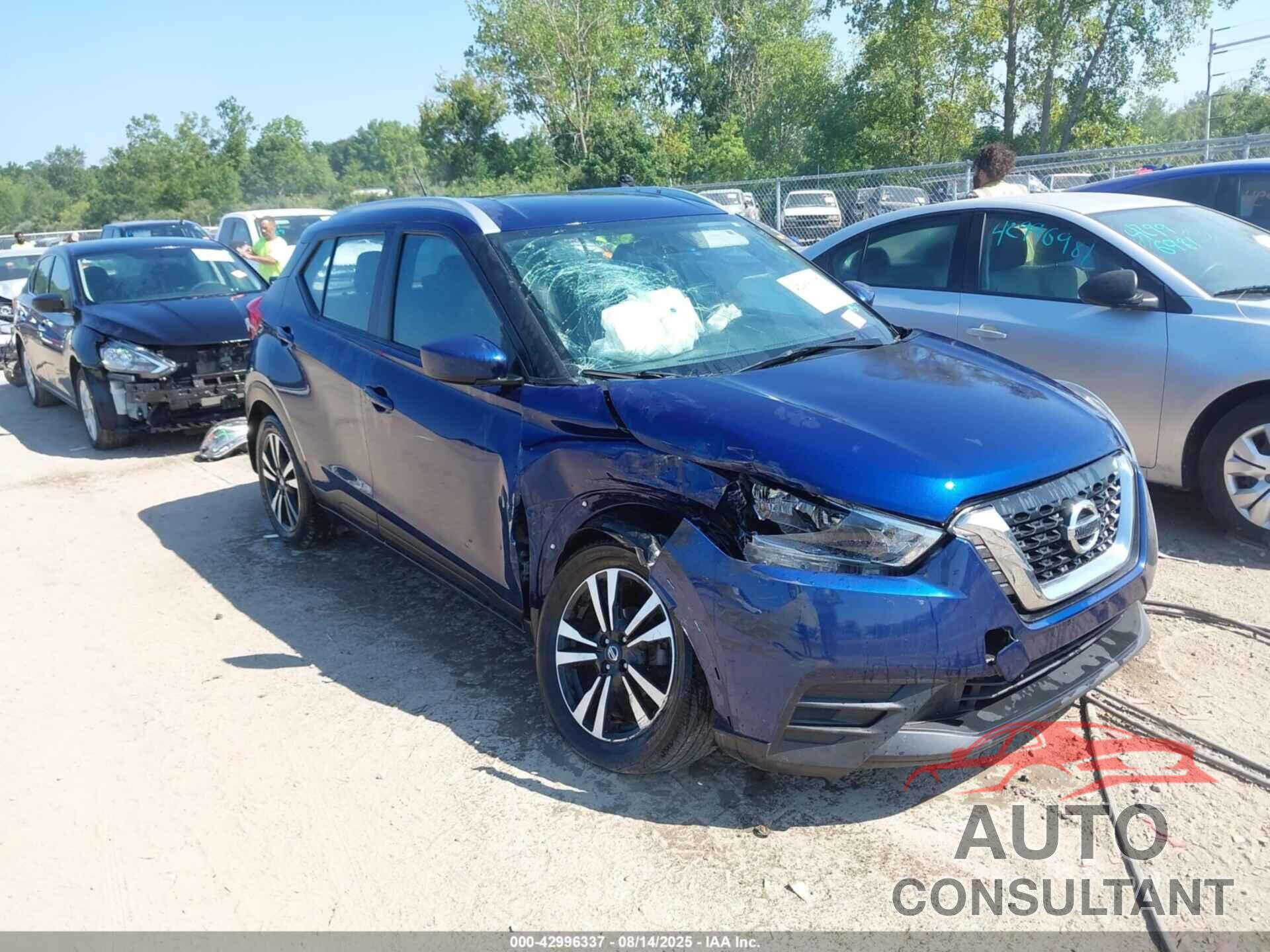NISSAN KICKS 2018 - 3N1CP5CU8JL531068