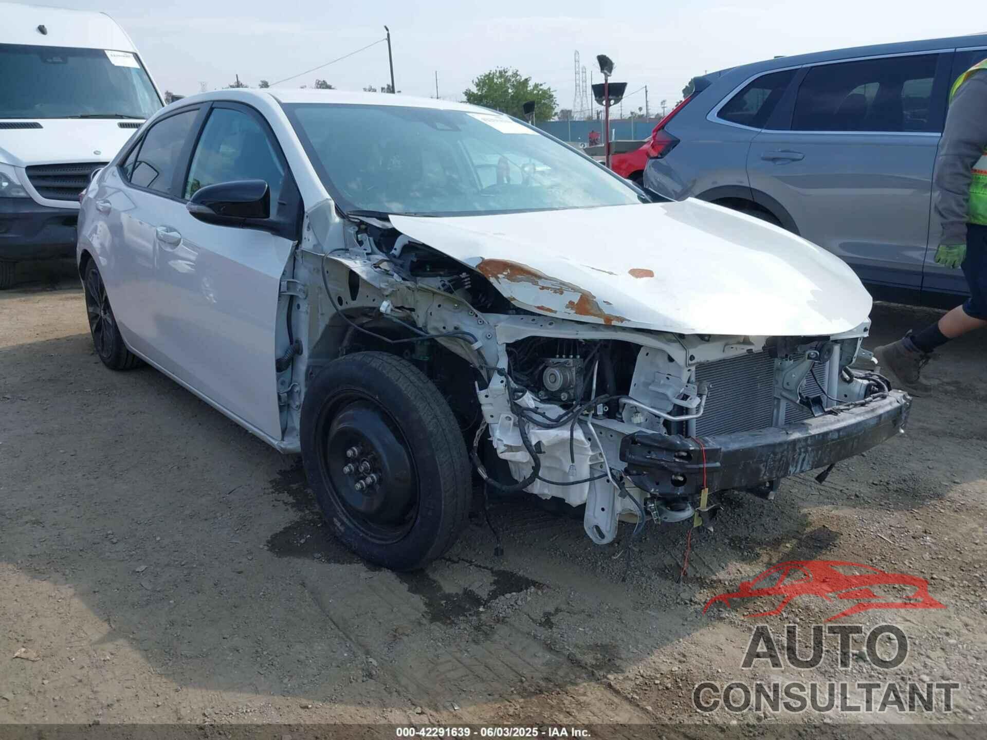 TOYOTA COROLLA 2018 - 5YFBURHE1JP760205