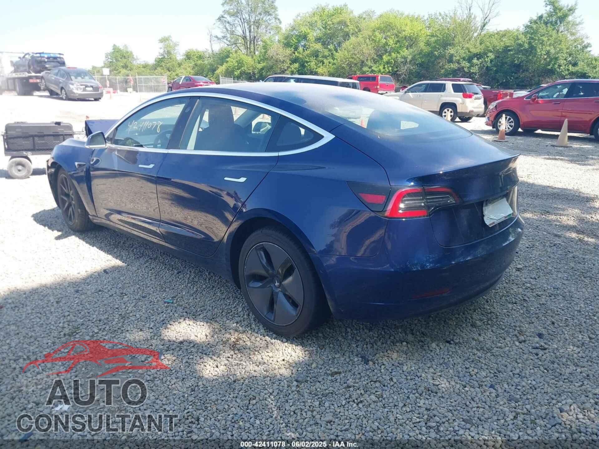 TESLA MODEL 3 2018 - 5YJ3E1EBXJF090064