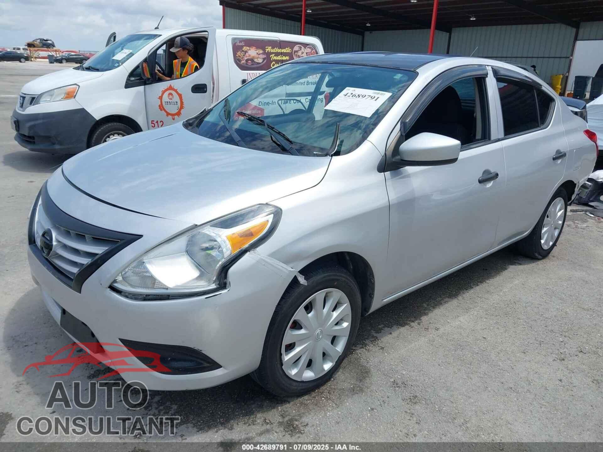 NISSAN VERSA 2019 - 3N1CN7AP3KL823064