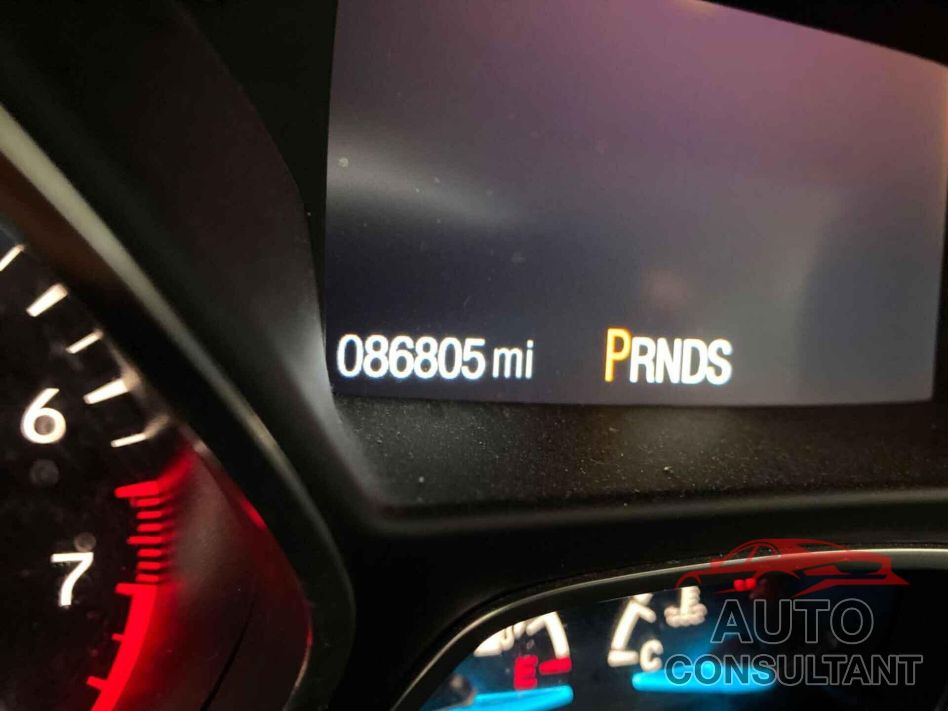FORD ESCAPE 2019 - 1FMCU9HD3KUC50143