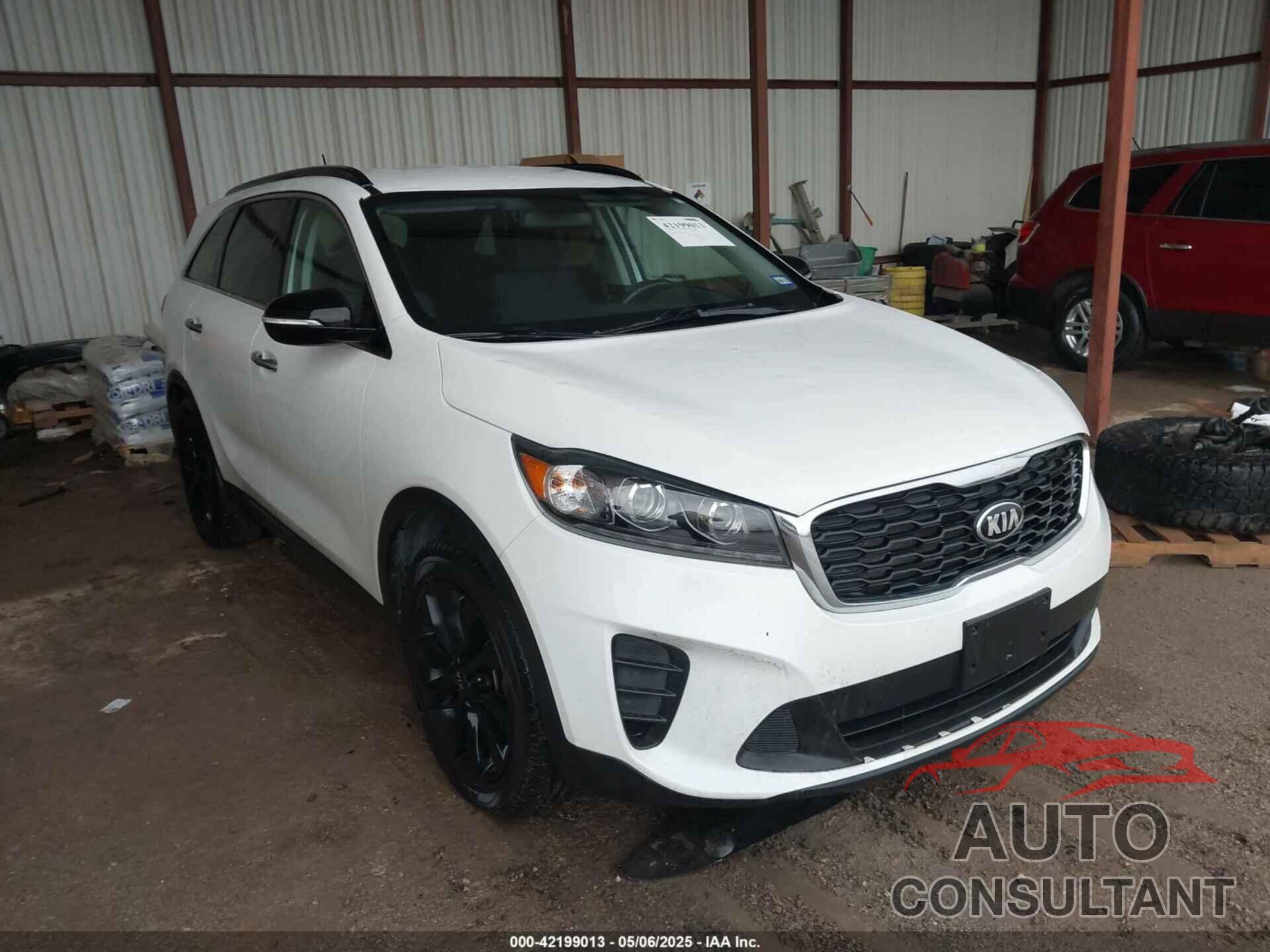 KIA SORENTO 2019 - 5XYPG4A57KG609790