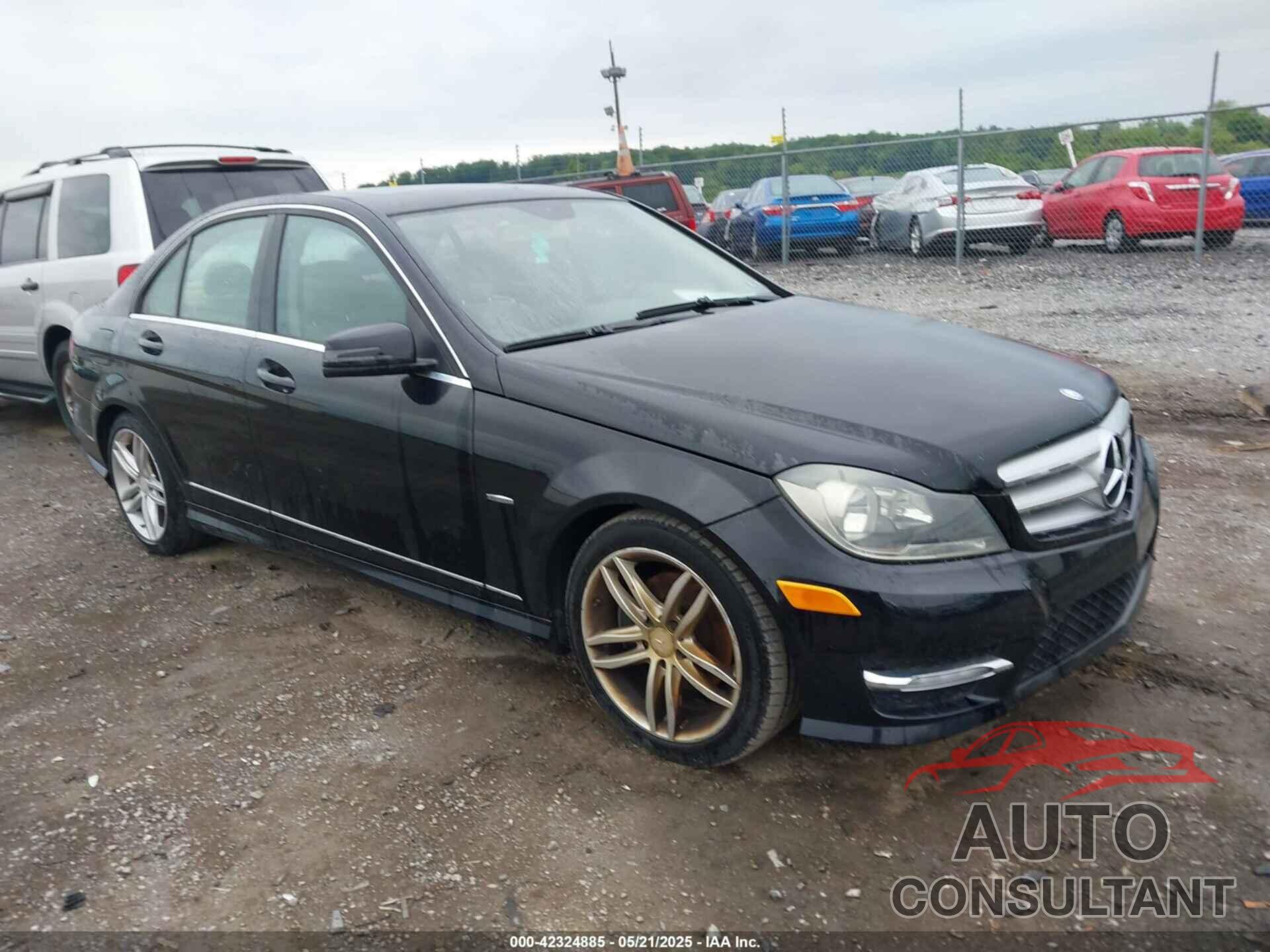 MERCEDES-BENZ C 250 2012 - WDDGF4HB2CR223687