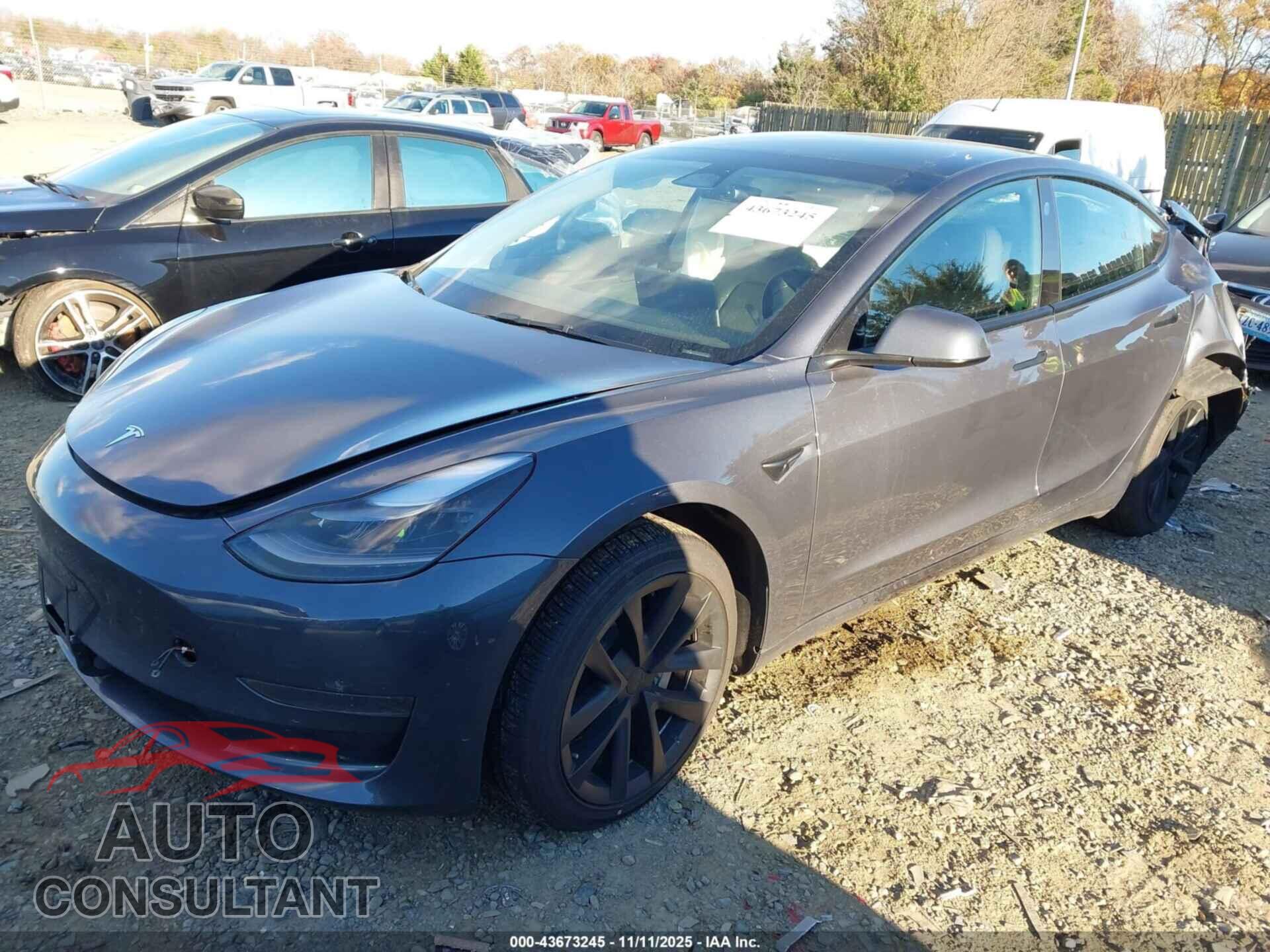 TESLA MODEL 3 2023 - 5YJ3E1EA8PF588845