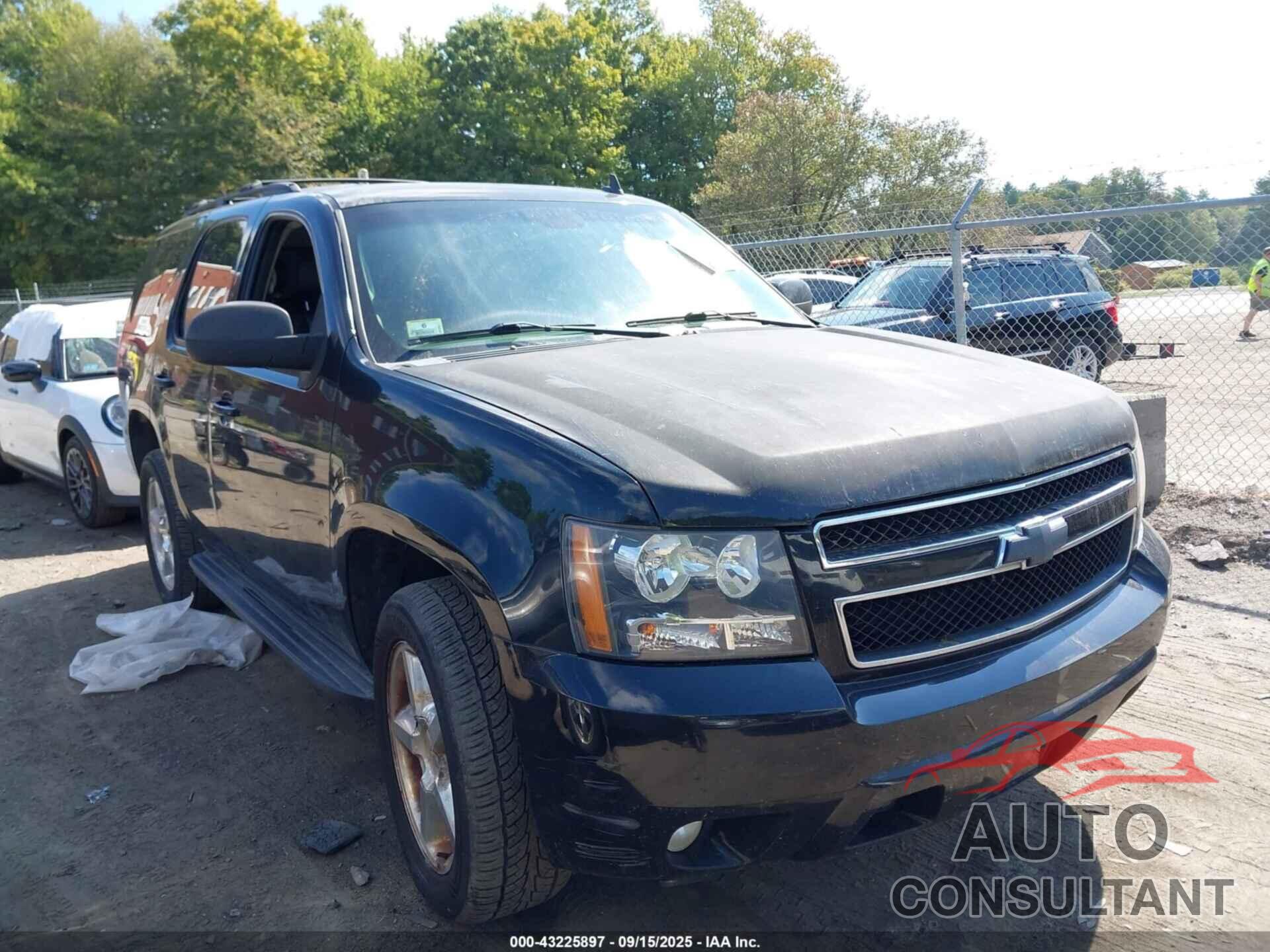 CHEVROLET TAHOE 2009 - 1GNFK23069R218147