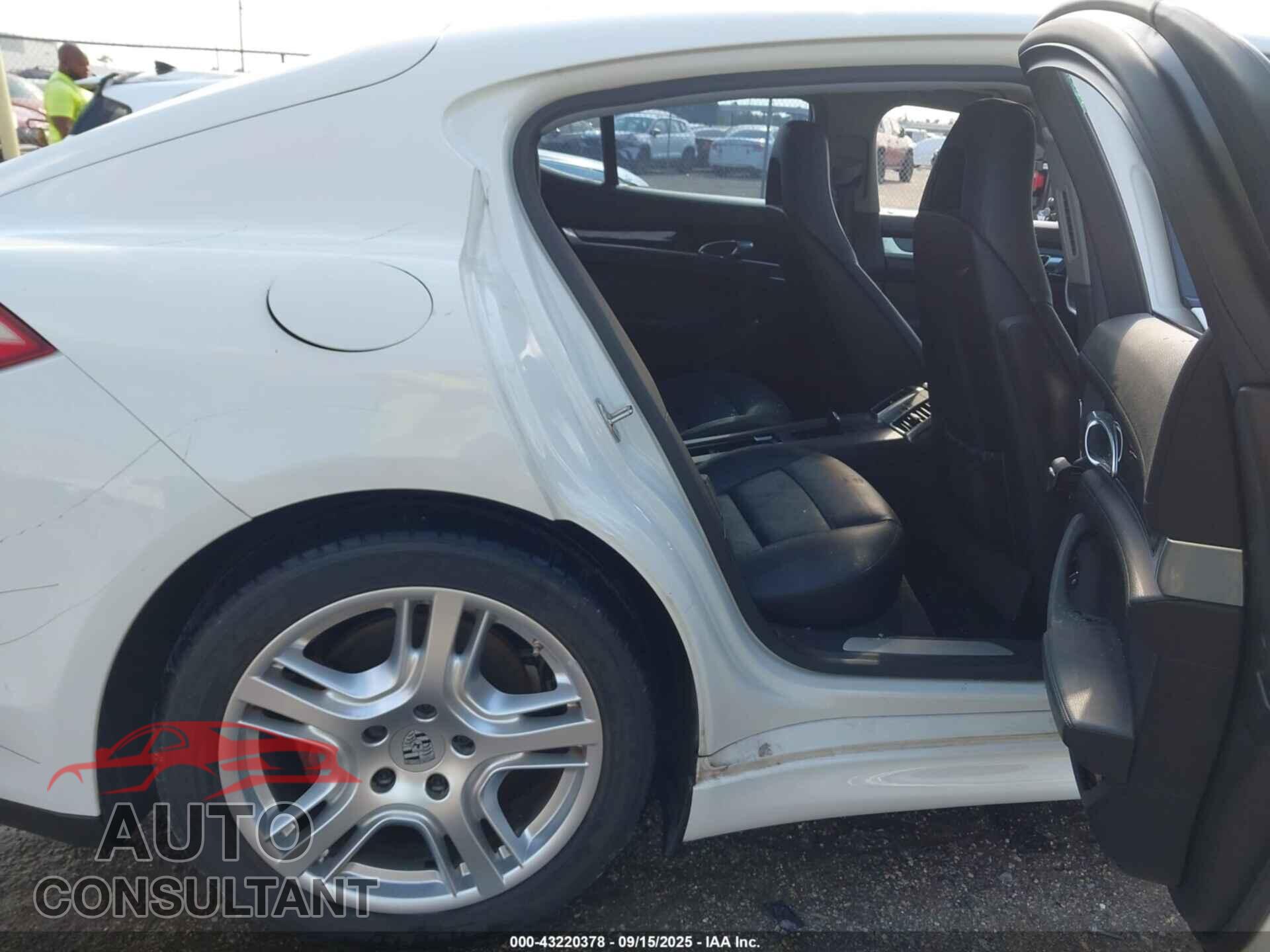PORSCHE PANAMERA 2012 - WP0AA2A71CL016526