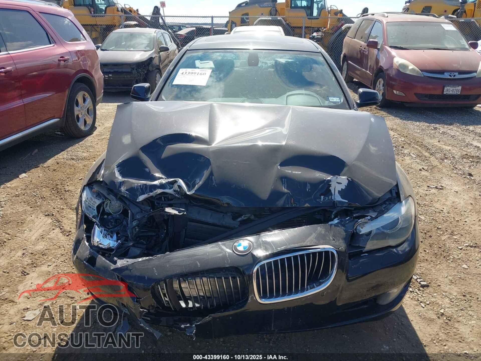 BMW 528I 2012 - WBAXH5C59CDW02529
