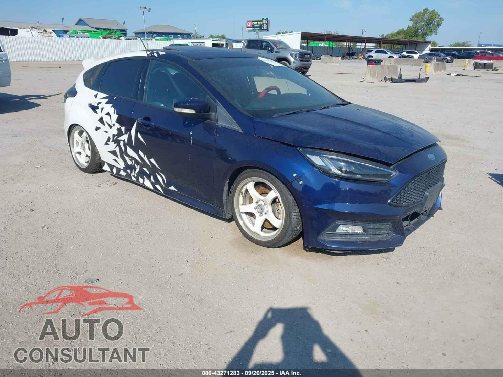 FORD FOCUS ST 2016 - 1FADP3L90GL398754