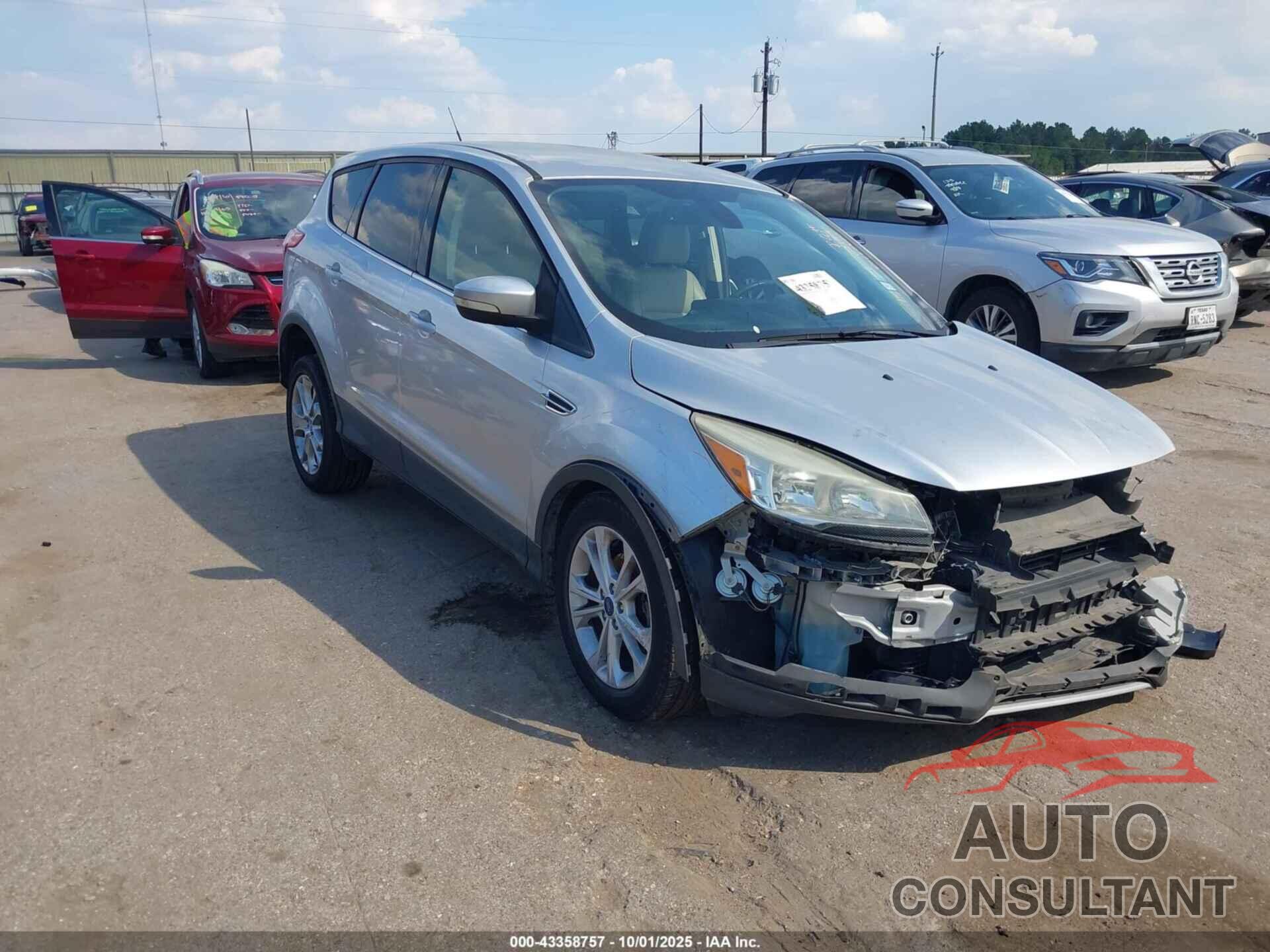 FORD ESCAPE 2013 - 1FMCU0HX5DUA95460