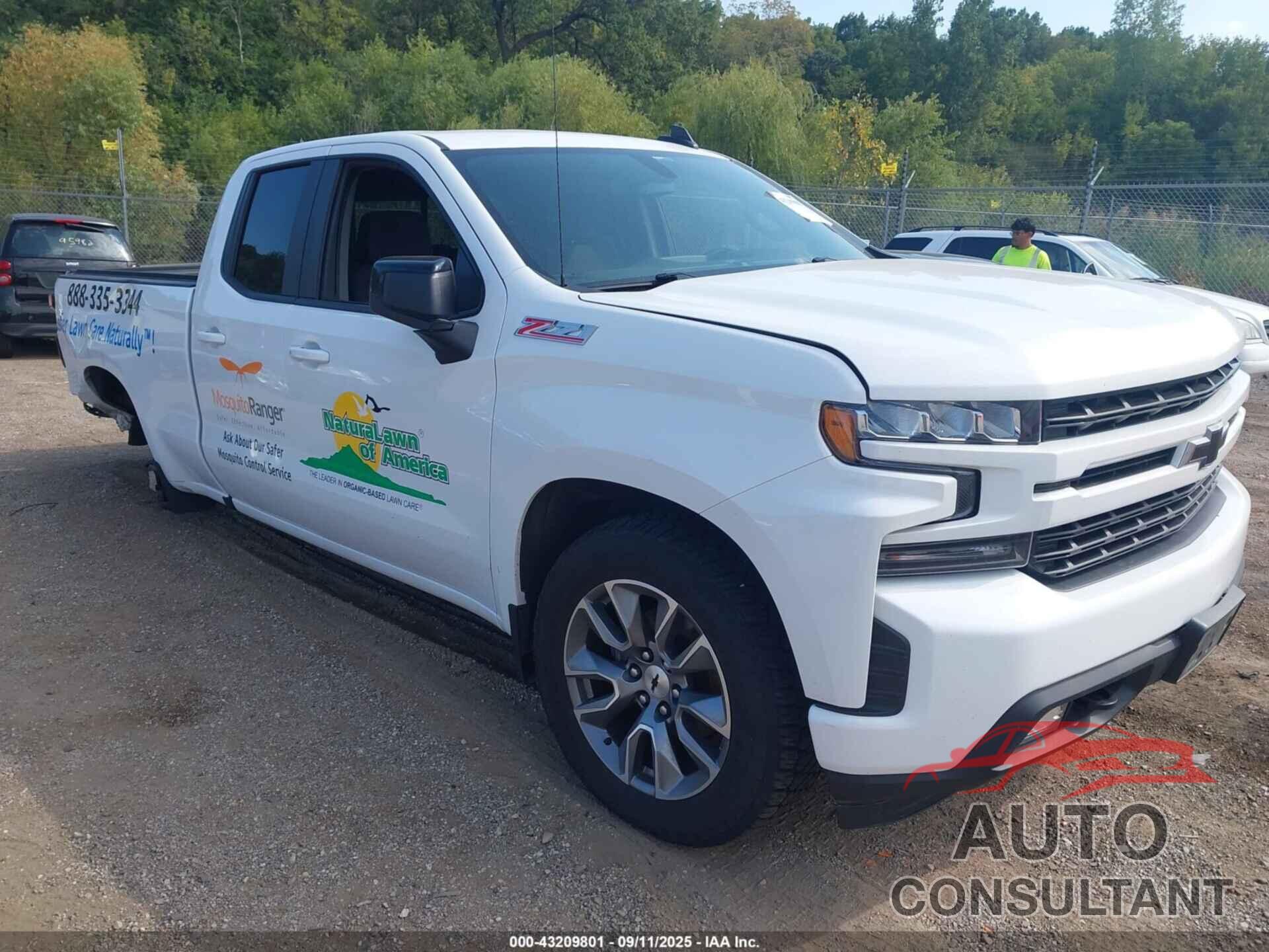 CHEVROLET SILVERADO 1500 2020 - 1GCRYEED0LZ192965