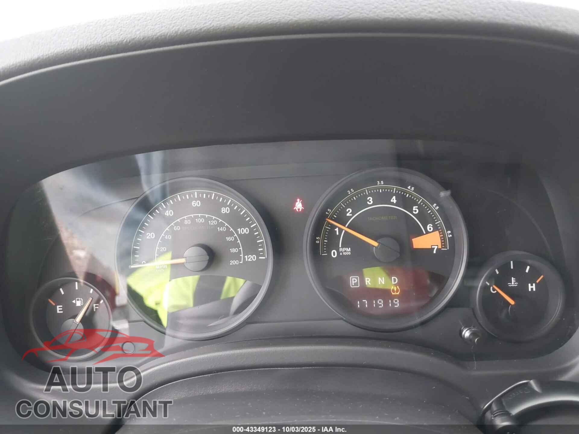 JEEP COMPASS 2015 - 1C4NJDBB0FD303676