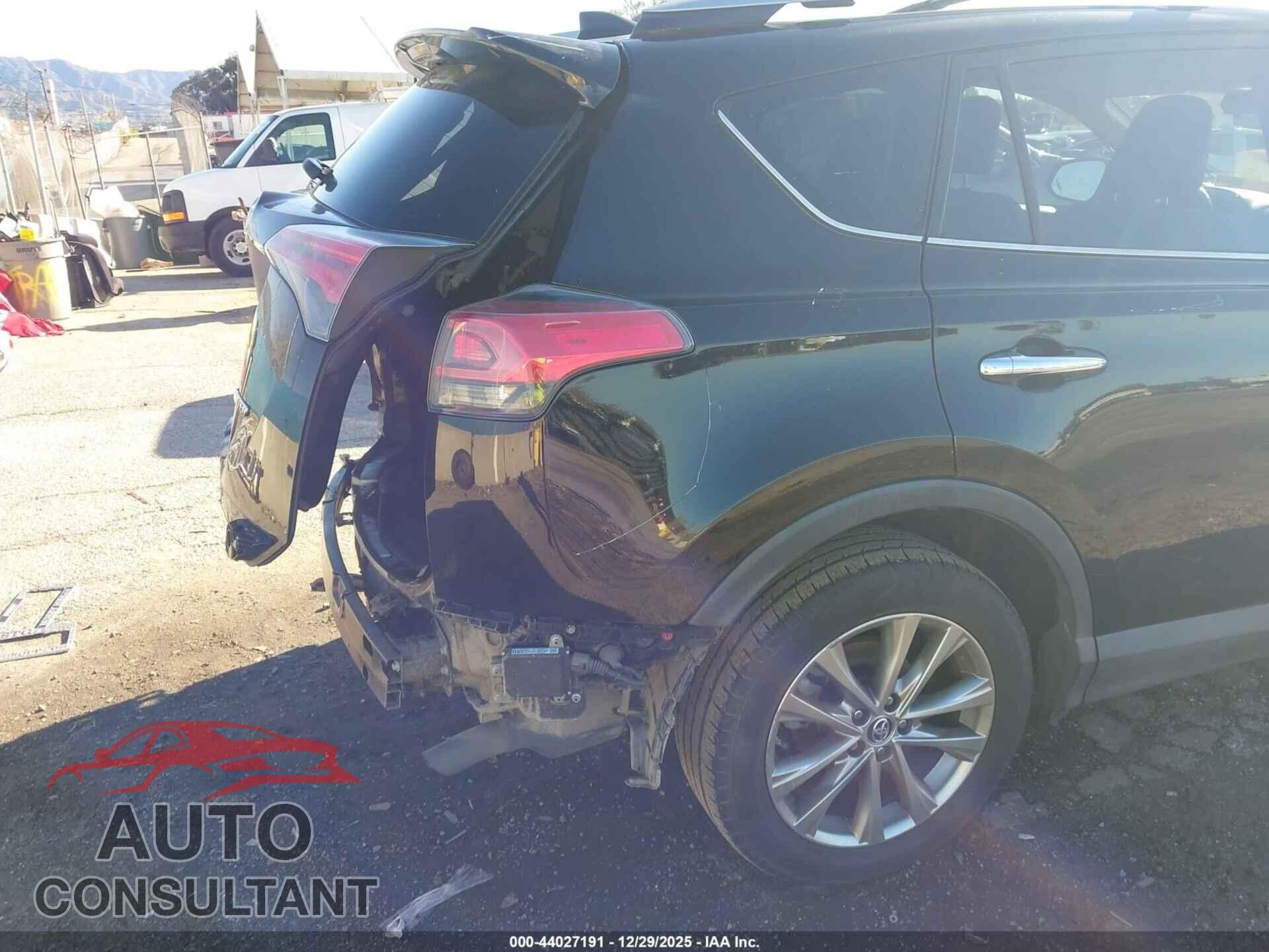 TOYOTA RAV4 2017 - 2T3YFREV8HW347318