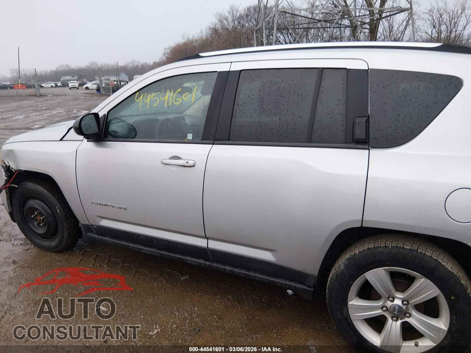 JEEP COMPASS 2011 - 1J4NT1FA9BD138564