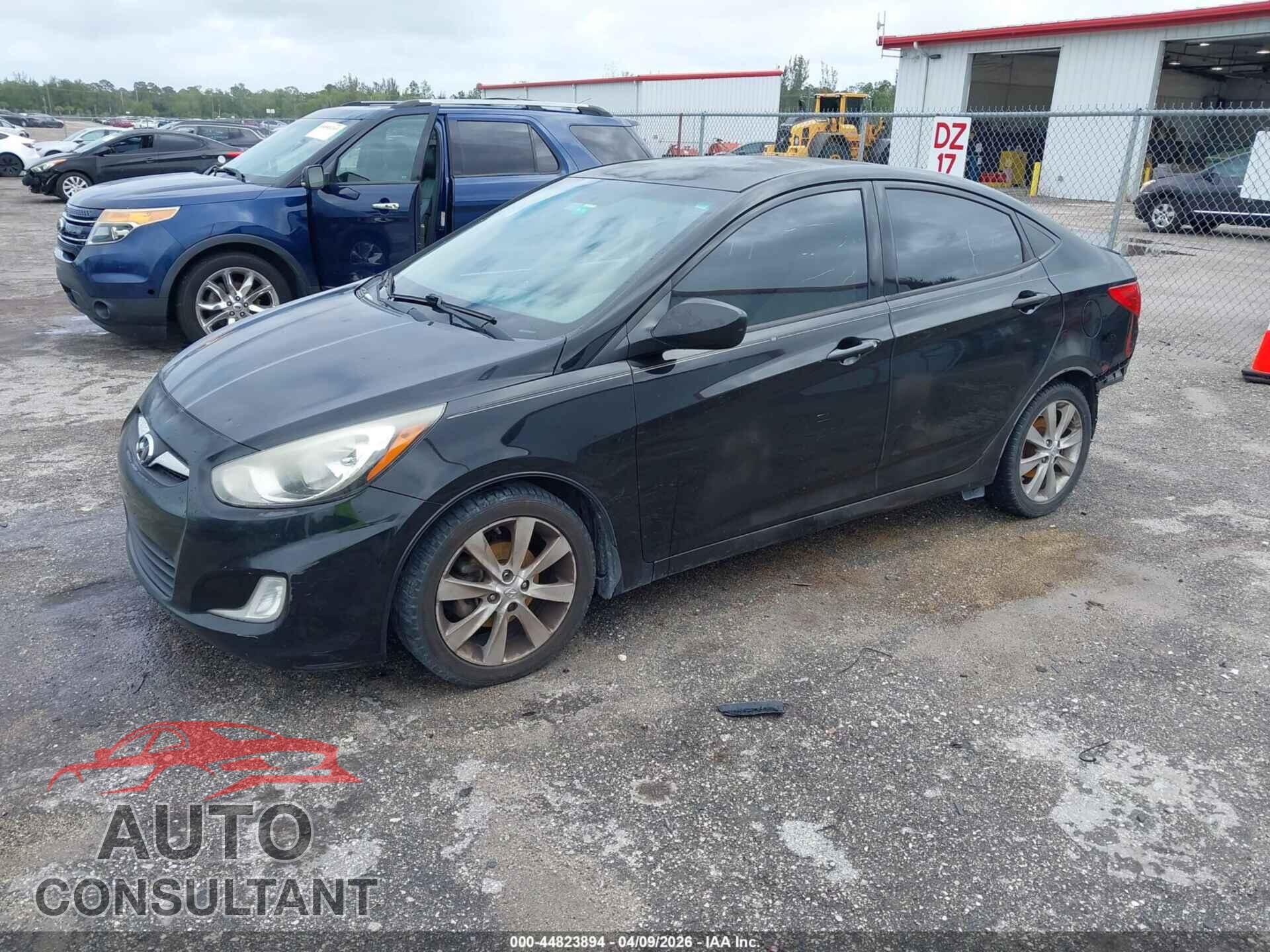 HYUNDAI ACCENT 2013 - KMHCU4AE9DU477541