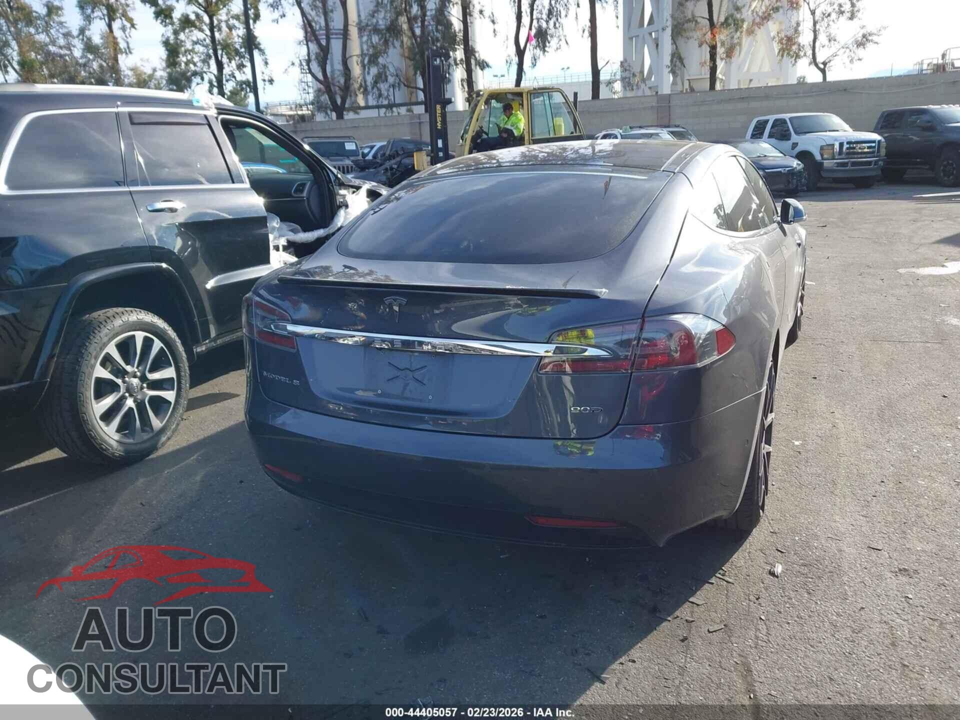 TESLA MODEL S 2017 - 5YJSA1E23HF194591