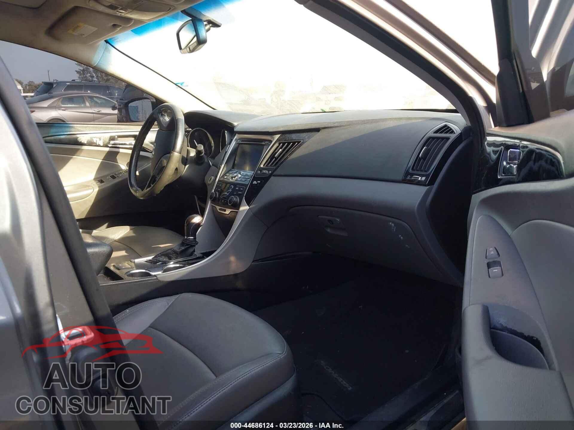 HYUNDAI SONATA 2013 - 5NPEC4AC8DH684754