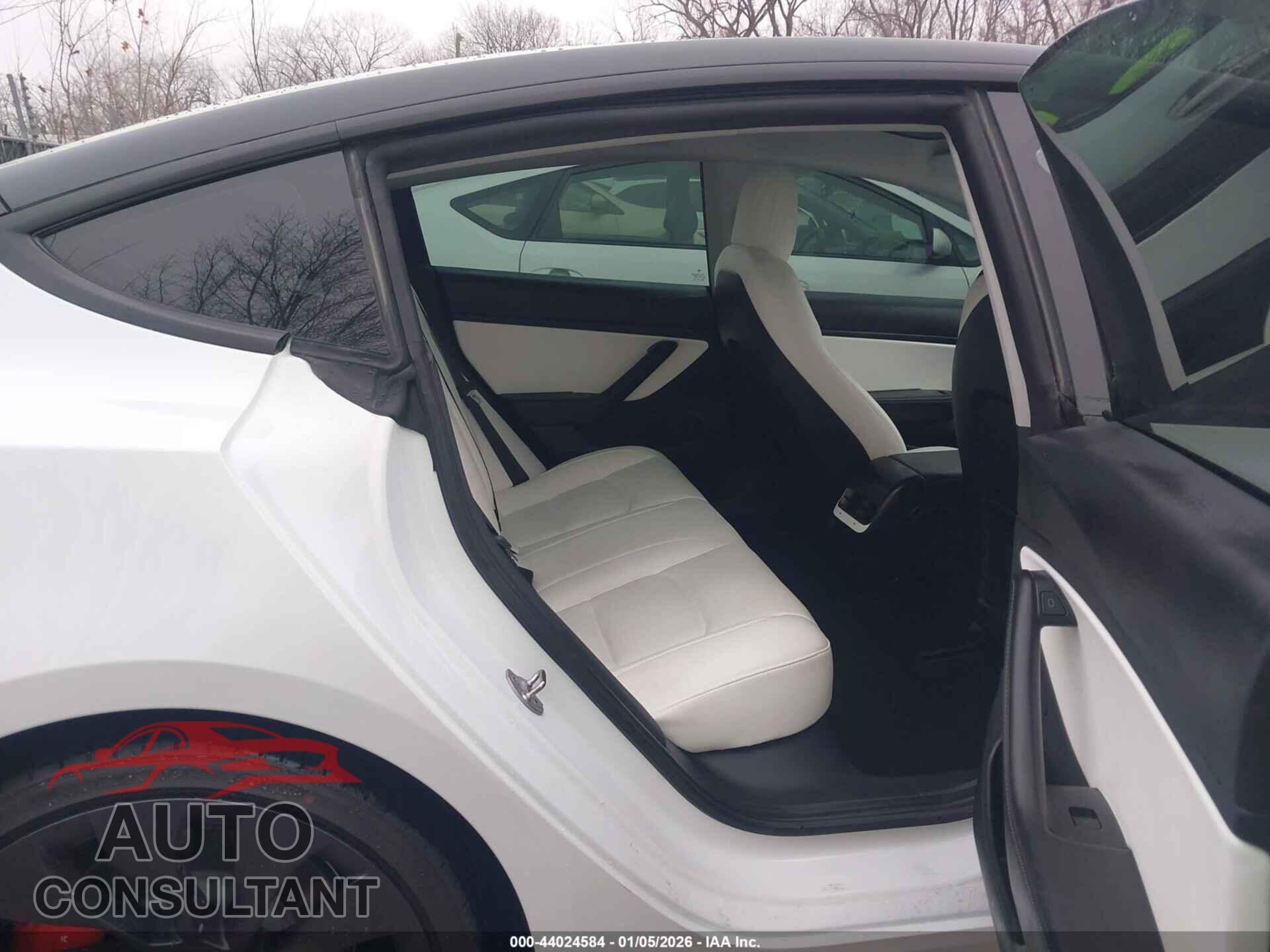 TESLA MODEL 3 2021 - 5YJ3E1EC3MF856469