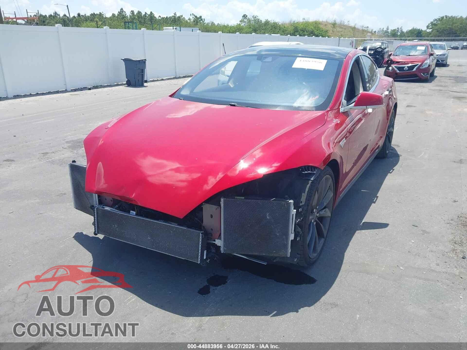 TESLA MODEL S 2015 - 5YJSA1E44FF105867