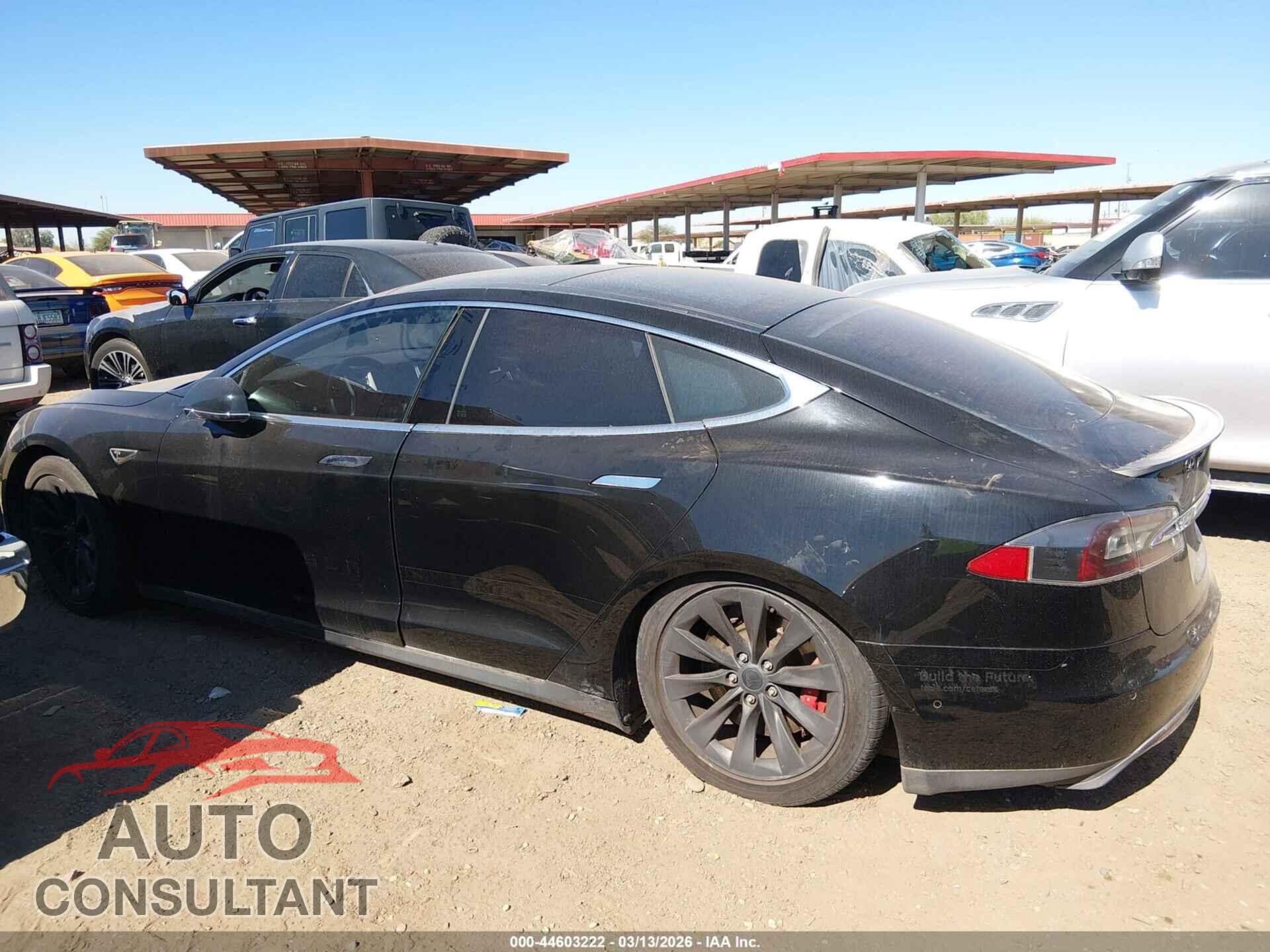 TESLA MODEL S 2015 - 5YJSA1H40FF080624