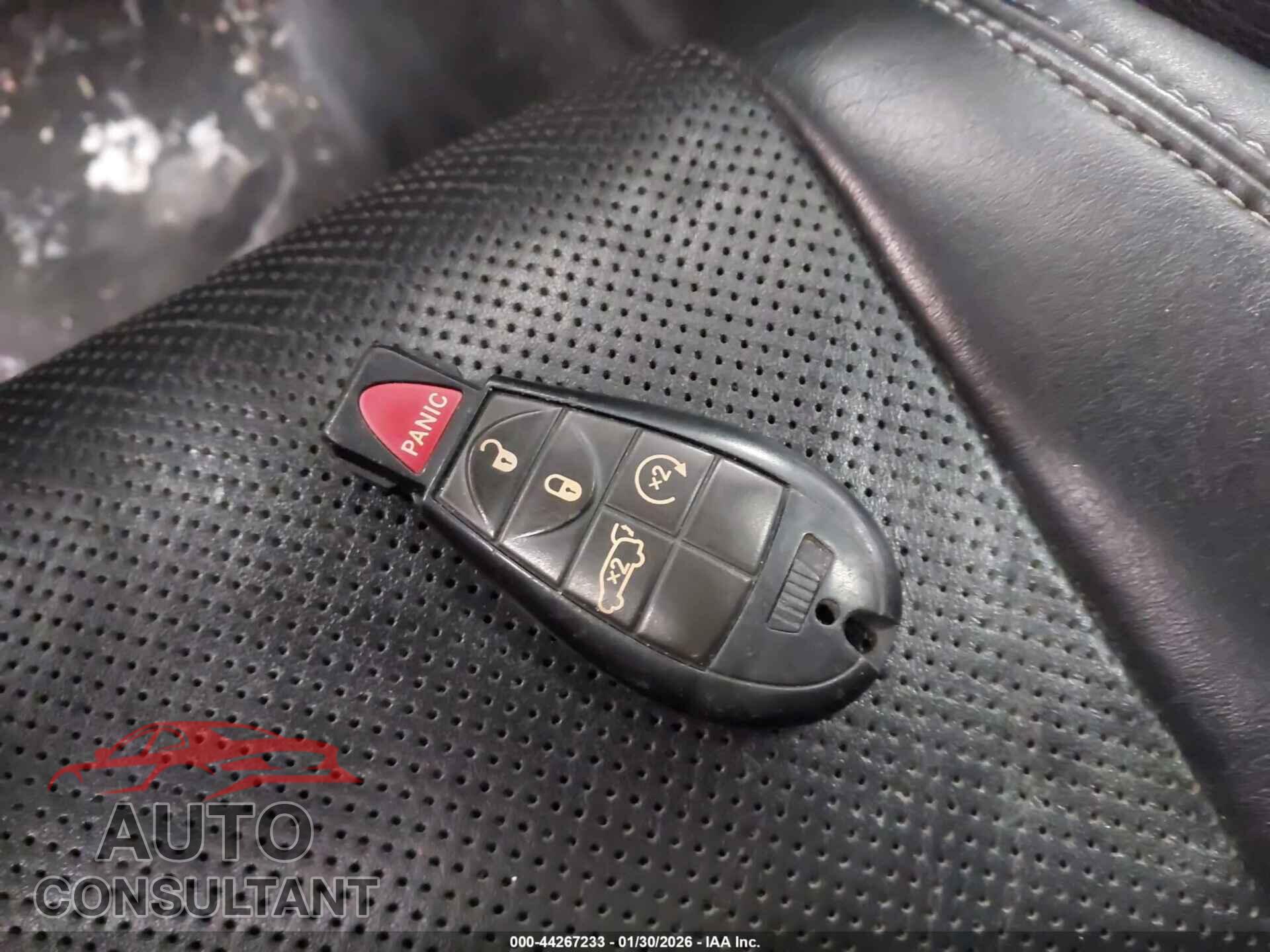 DODGE DURANGO 2013 - 1C4RDJEG5DC700558
