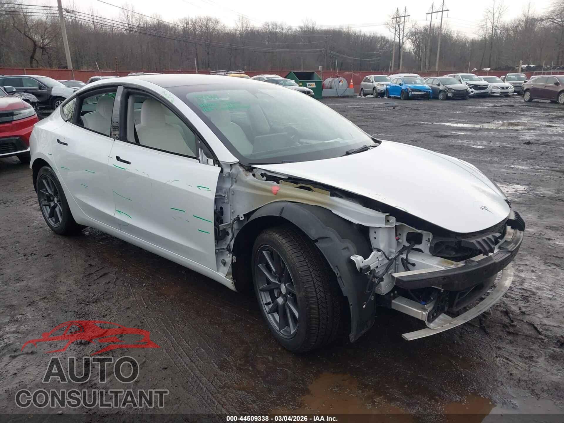 TESLA MODEL 3 2023 - 5YJ3E1EA3PF426802