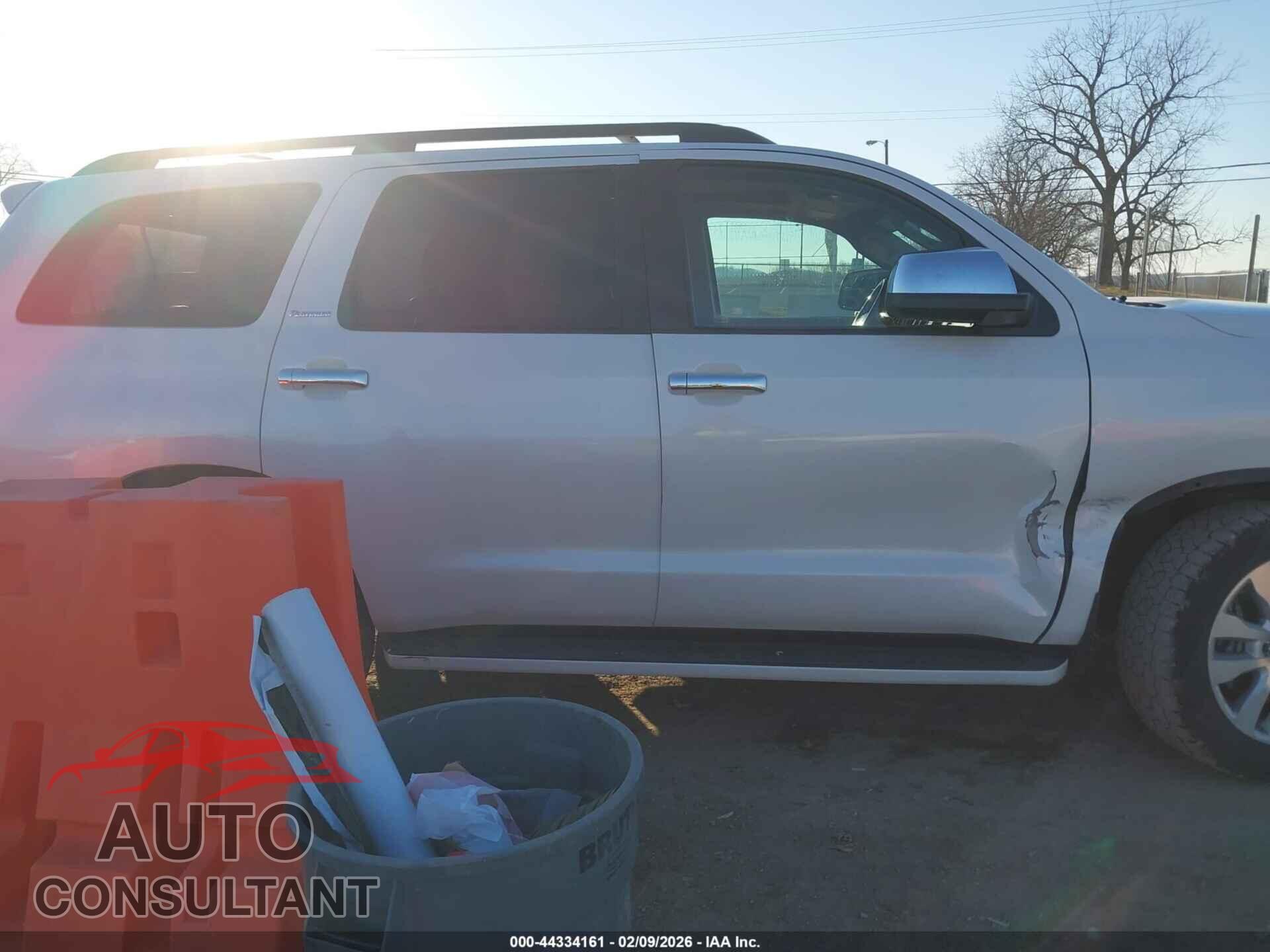 TOYOTA SEQUOIA 2012 - 5TDDW5G19CS059089