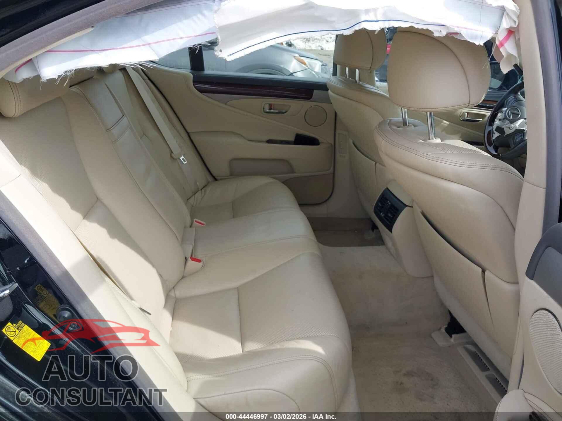LEXUS LS 460 2013 - JTHCL5EF3D5017963