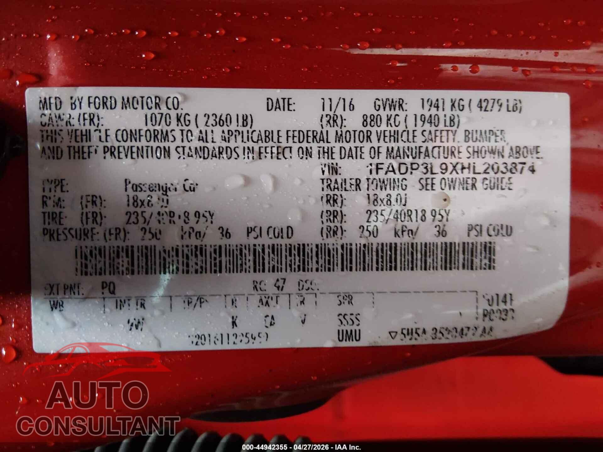 FORD FOCUS ST 2017 - 1FADP3L9XHL203874