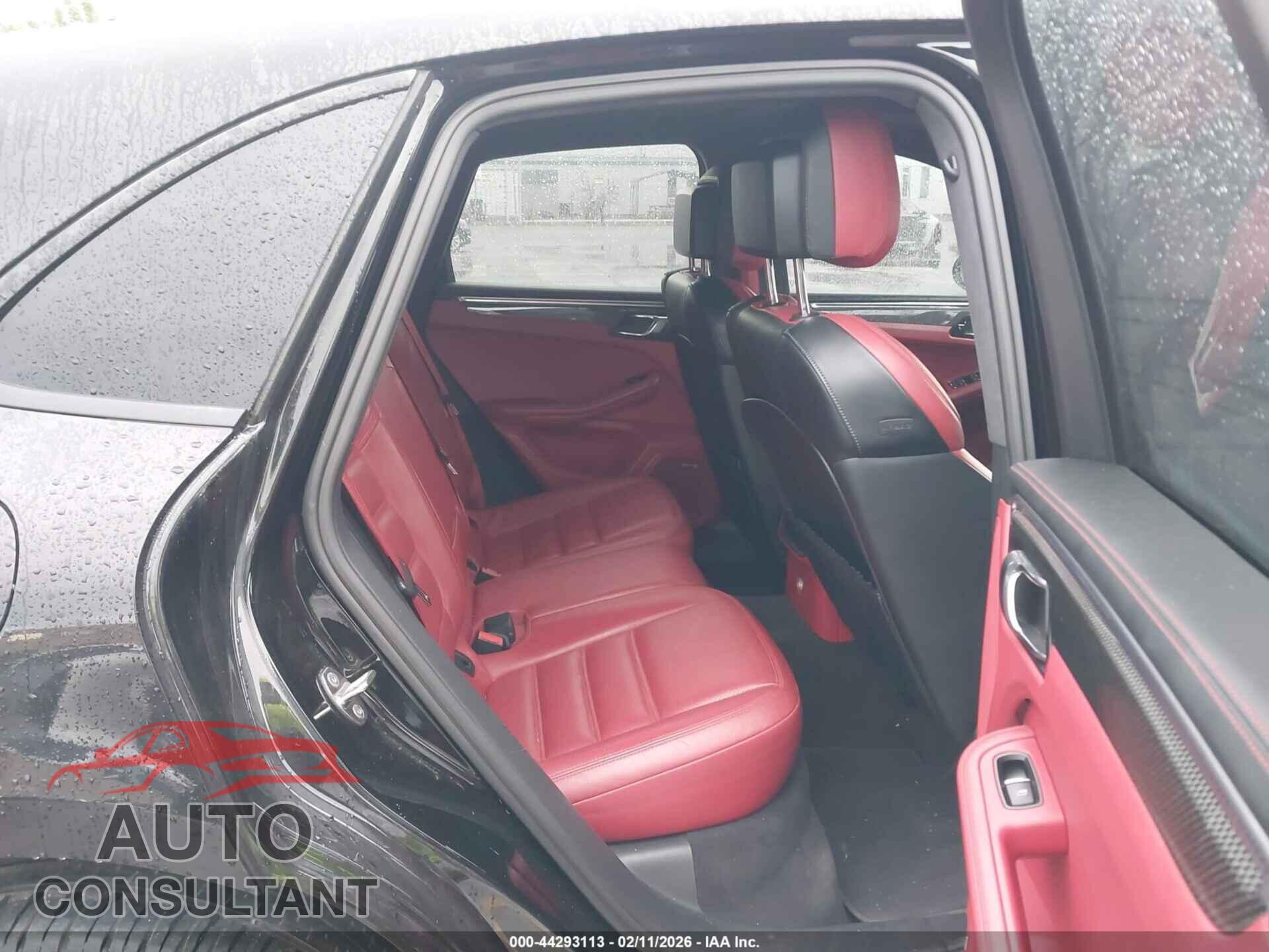 PORSCHE MACAN 2015 - WP1AF2A54FLB90965