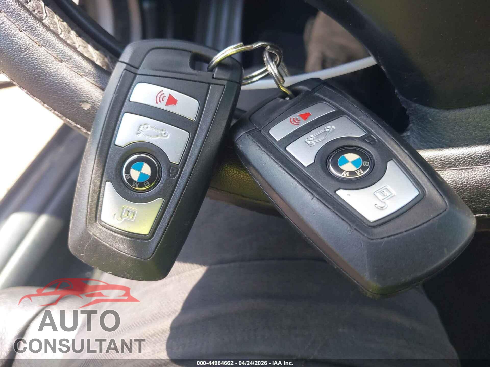 BMW 528I 2013 - WBAXG5C54DD229940