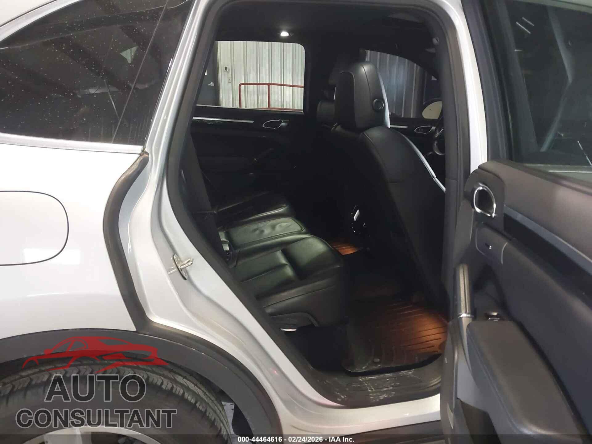 PORSCHE CAYENNE 2012 - WP1AA2A23CLA09225