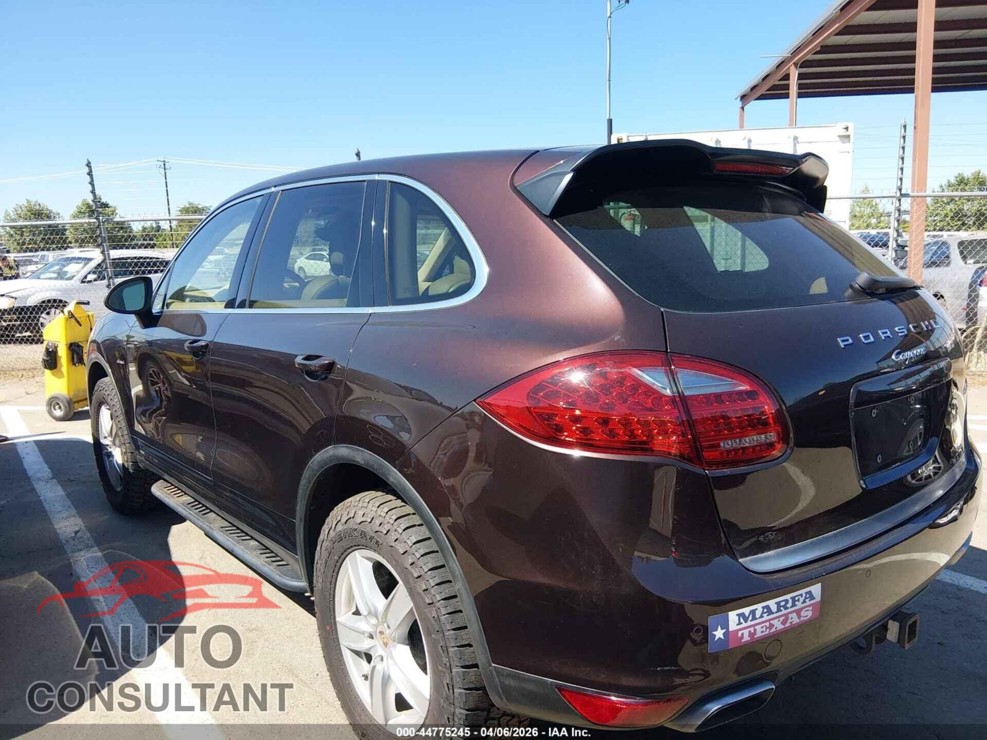 PORSCHE CAYENNE 2014 - WP1AF2A28ELA37669