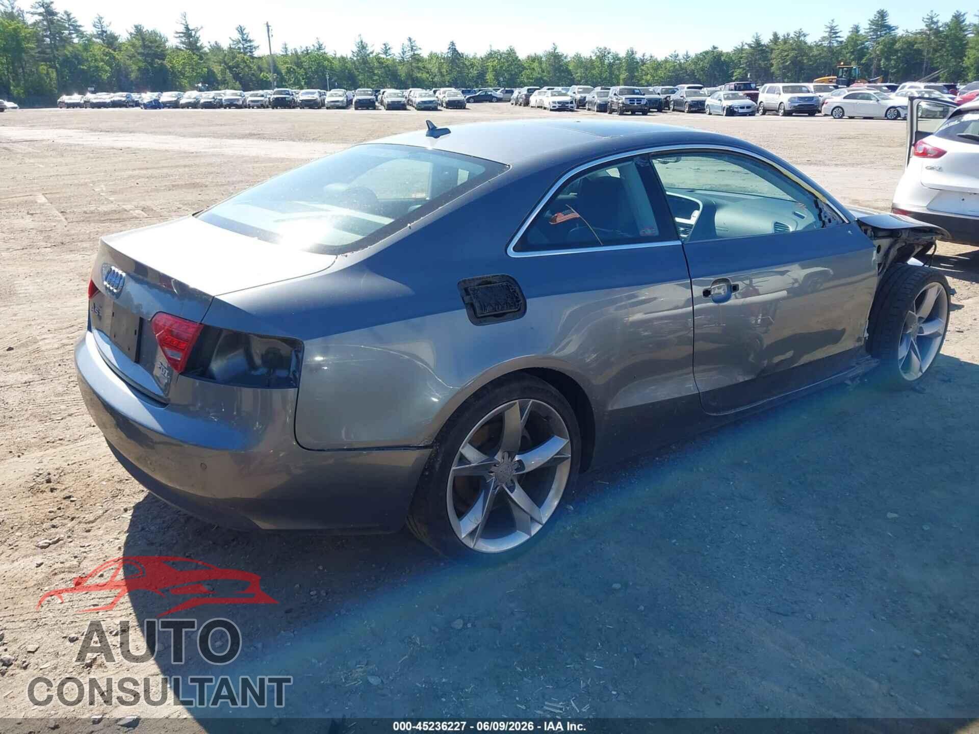 AUDI A5 2012 - WAURFAFR9CA004786