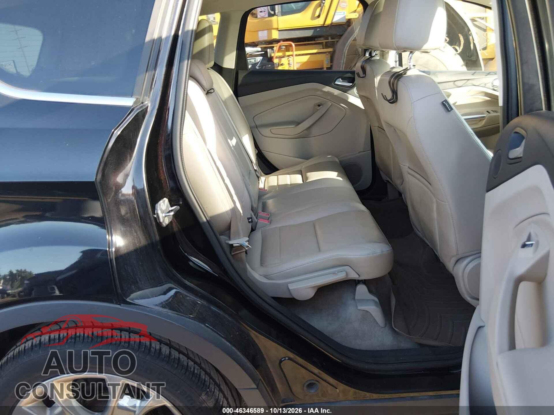 FORD ESCAPE 2013 - 1FMCU9HX7DUB93944