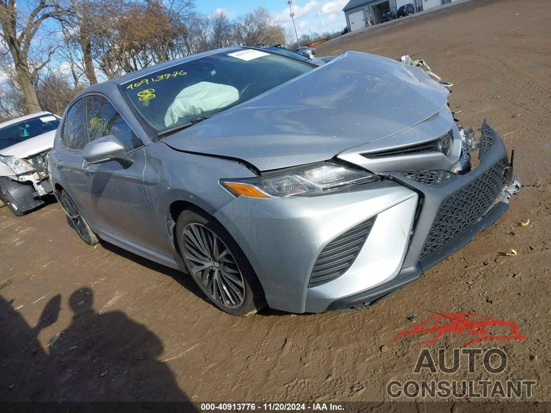 TOYOTA CAMRY 2018 - 4T1B11HK6JU127486